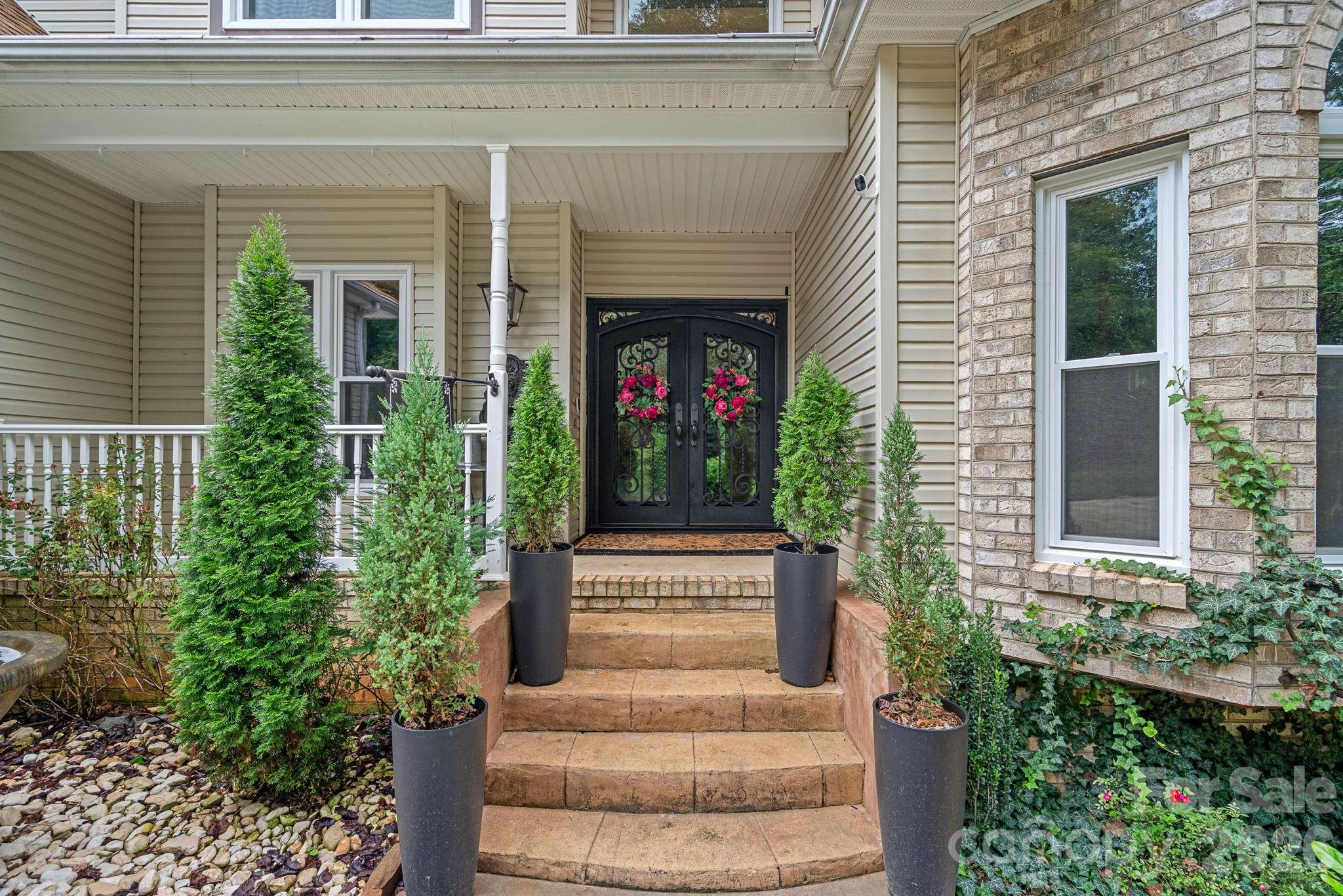 172 Tawny Bark Drive — Mooresville