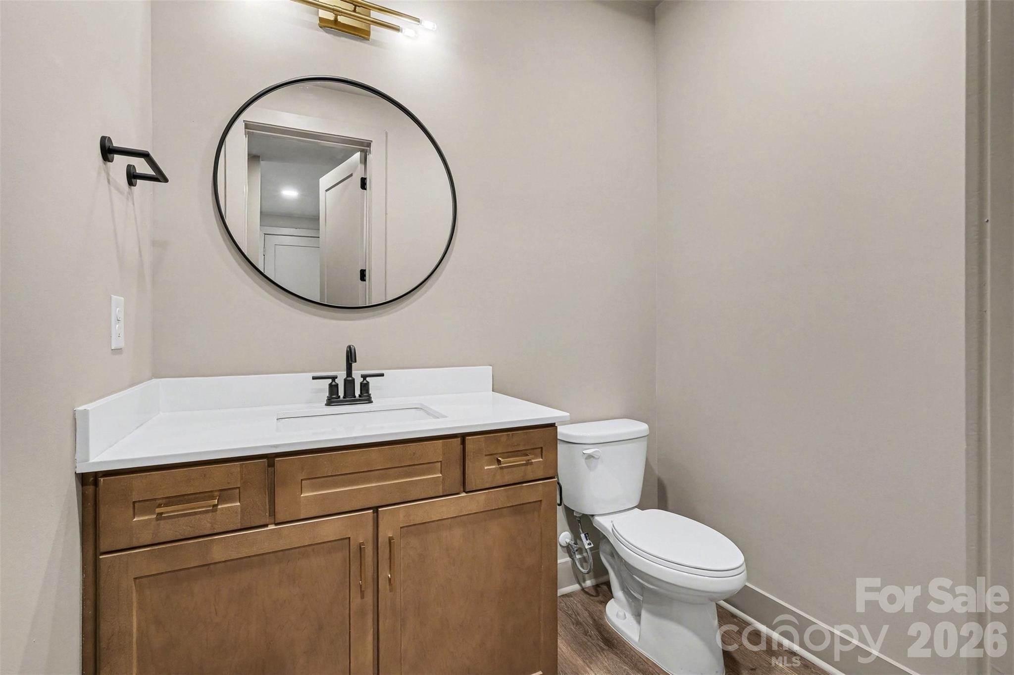 2418 Crestview Drive — Charlotte