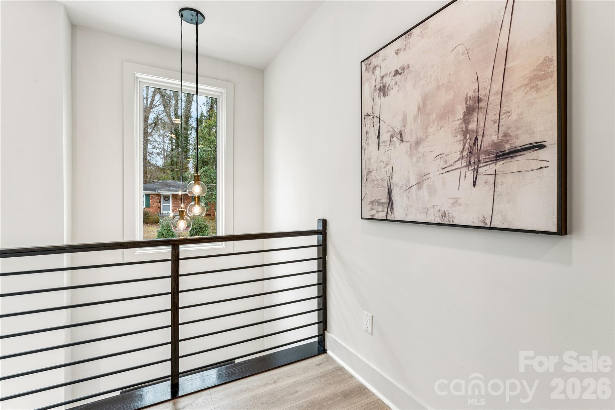 2416 Crestview Drive — Charlotte