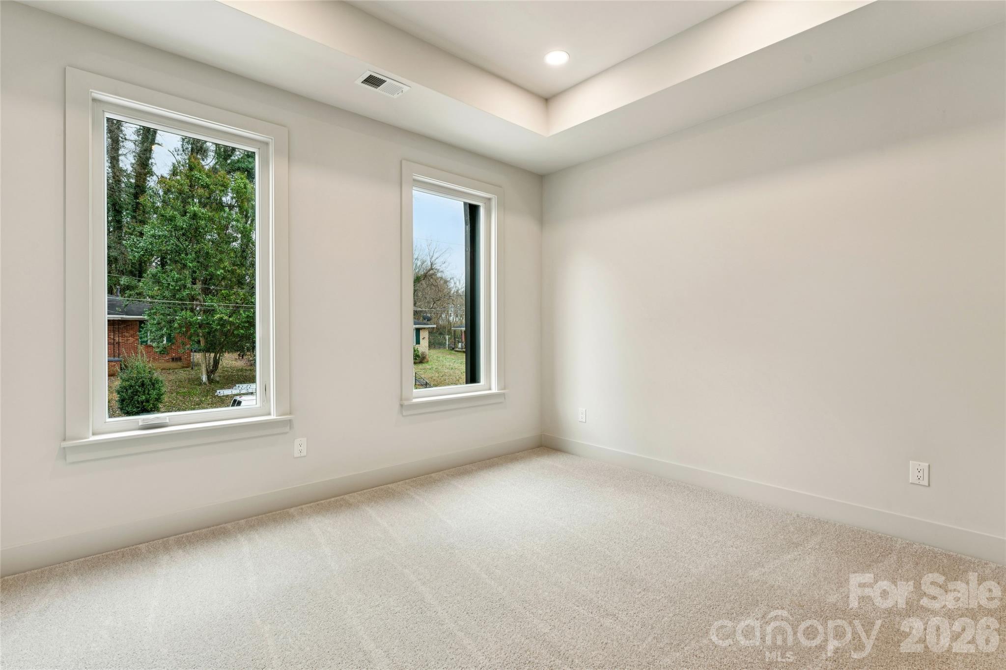 2412 Crestview Drive — Charlotte