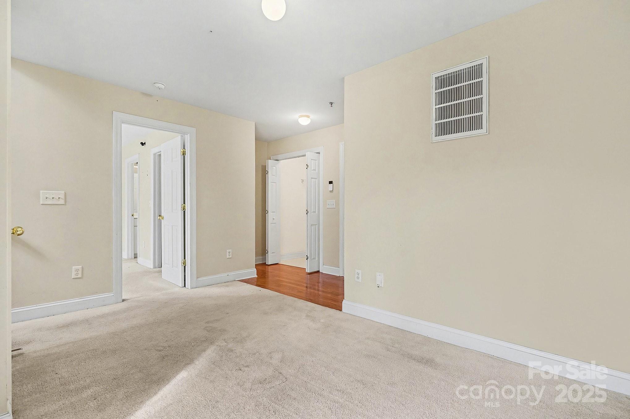 6812 Park Place Drive — Charlotte