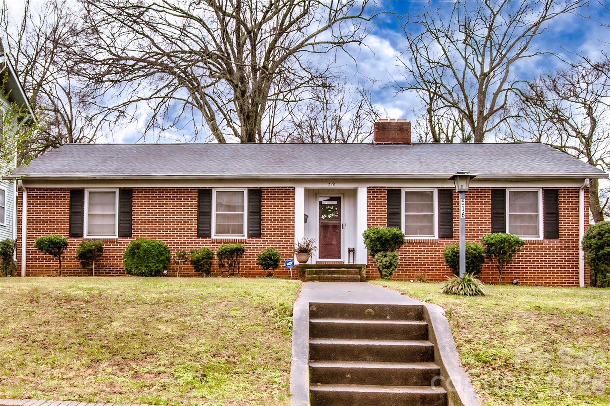 516 S Mulberry Street — Statesville