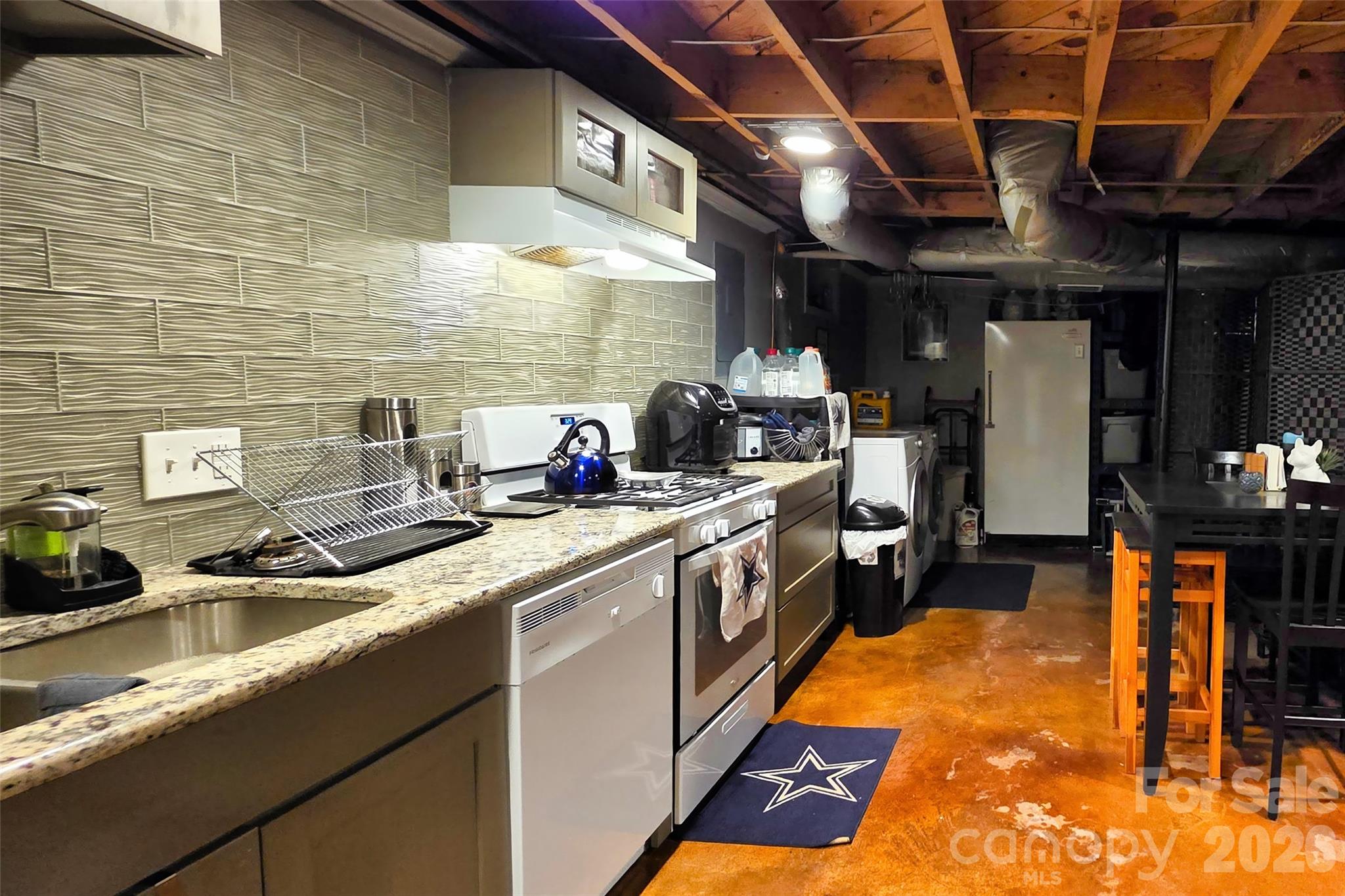 516 S Mulberry Street — Statesville