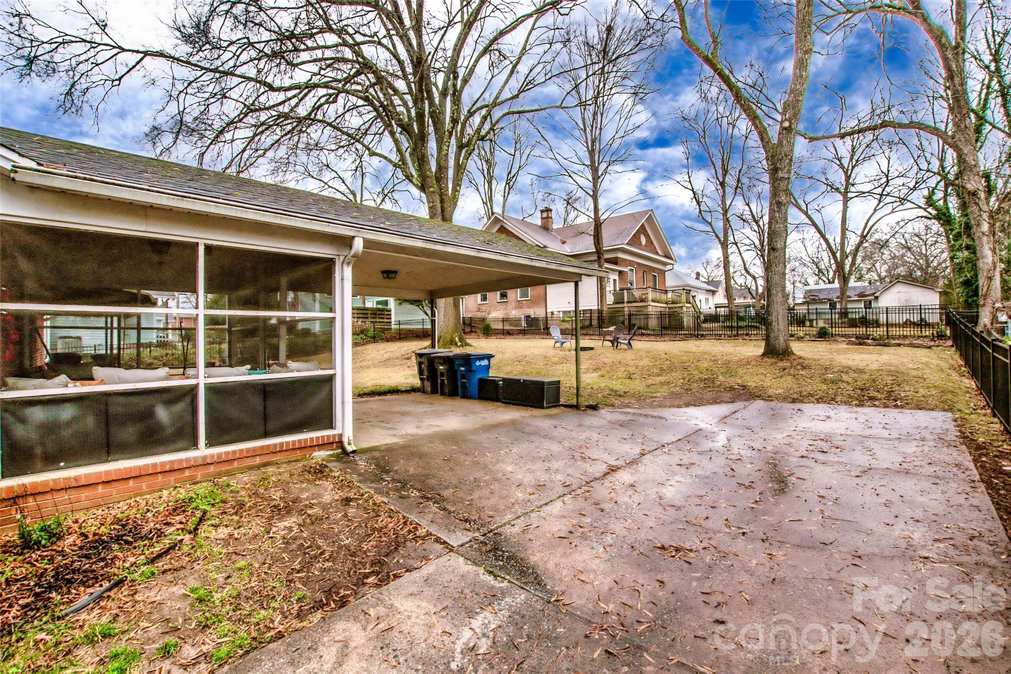 516 S Mulberry Street — Statesville