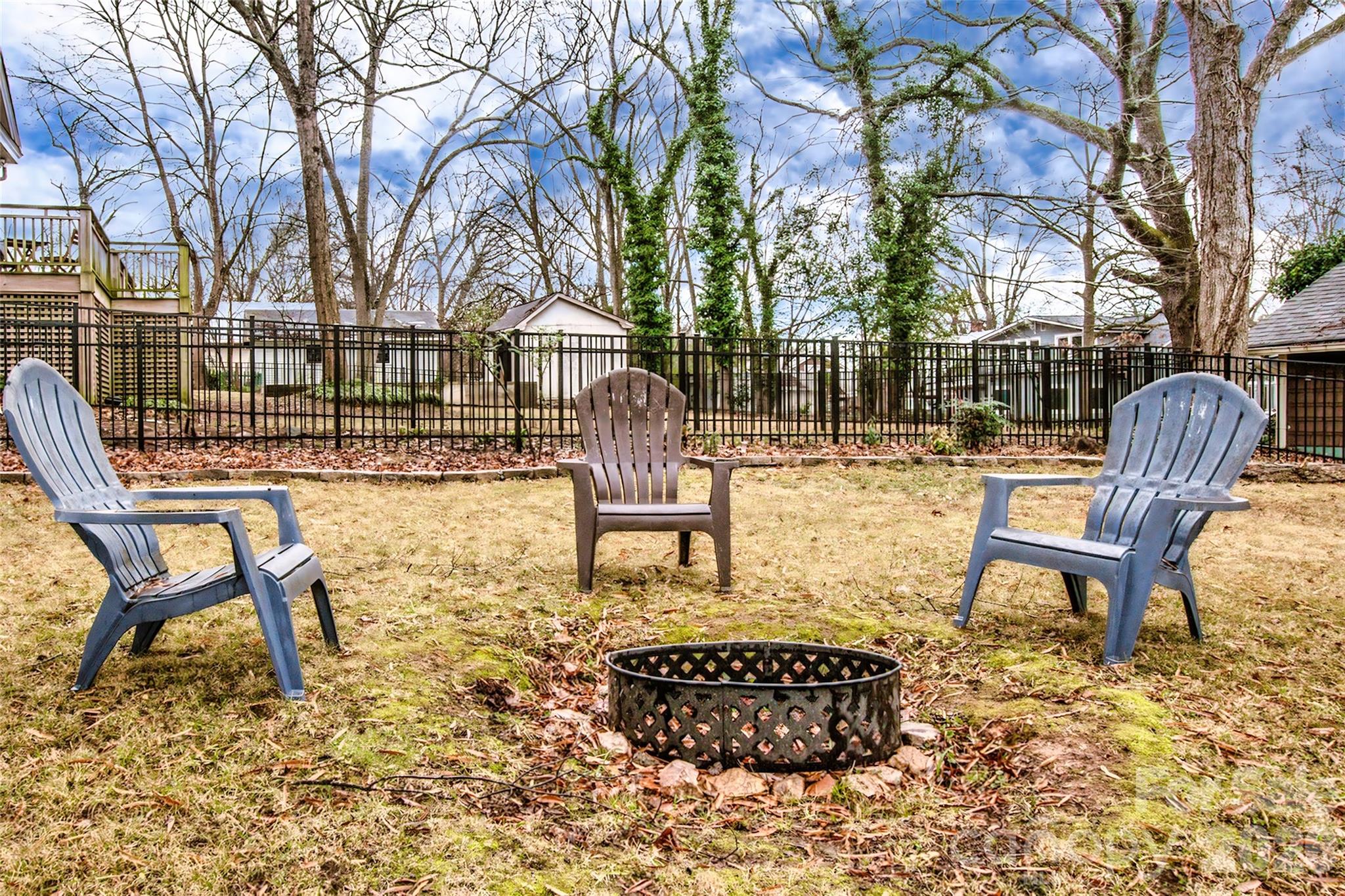 516 S Mulberry Street — Statesville