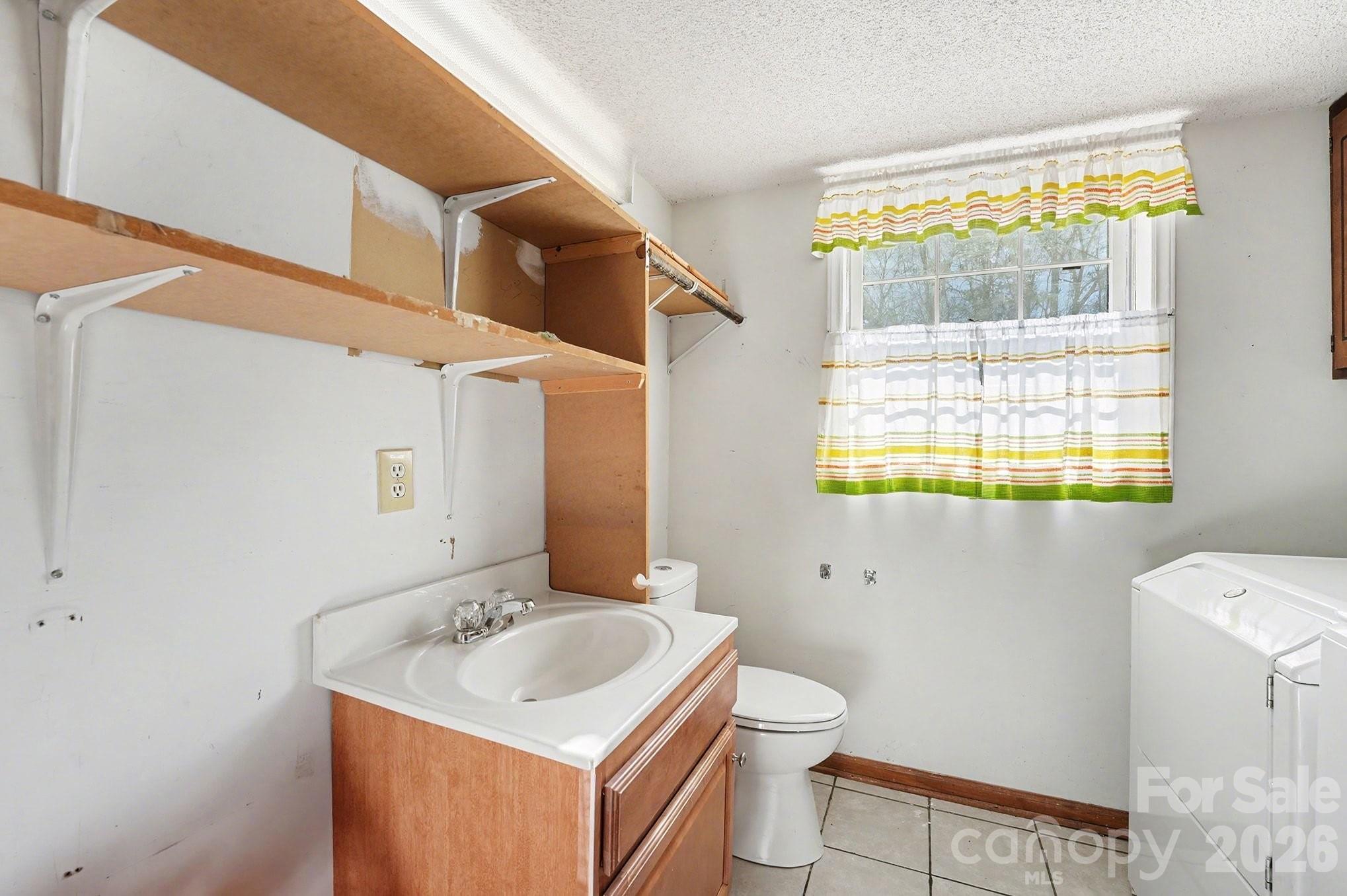 4057 Leafmore Street — Concord