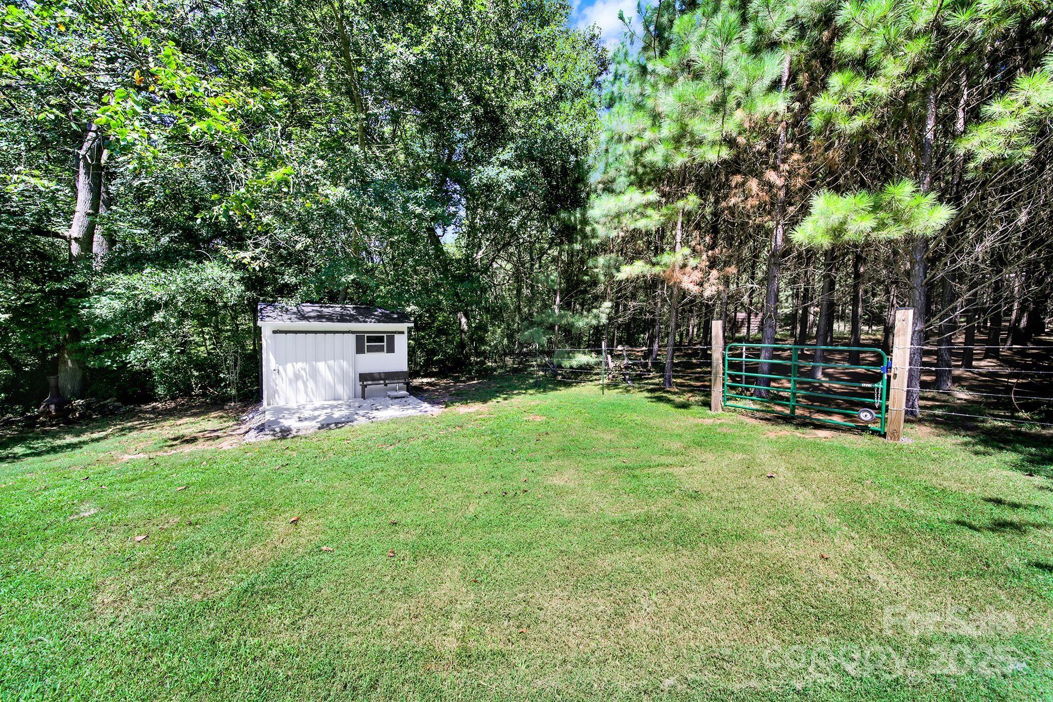 1219 Neely Smith Lane — Gastonia