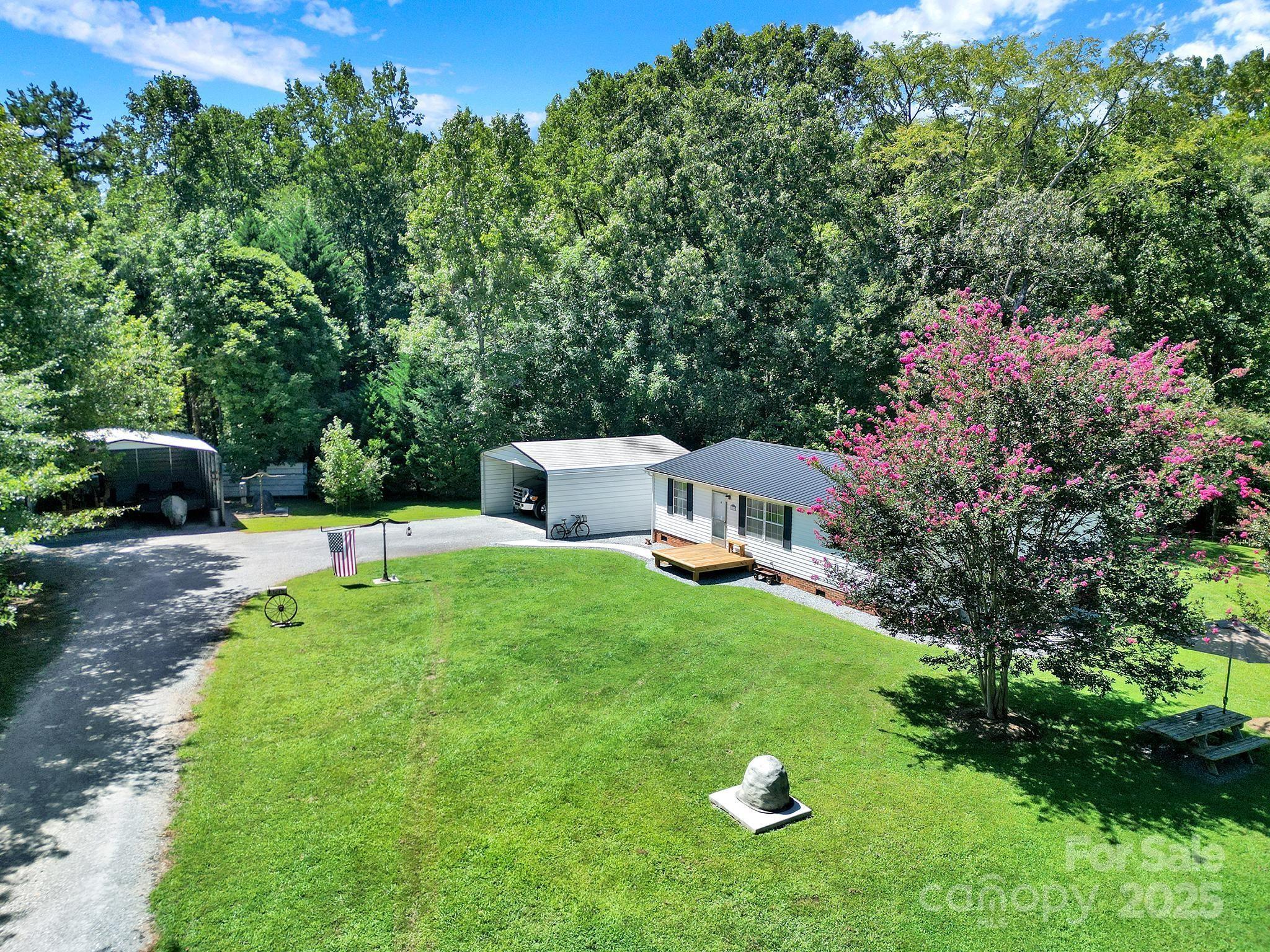 1219 Neely Smith Lane — Gastonia