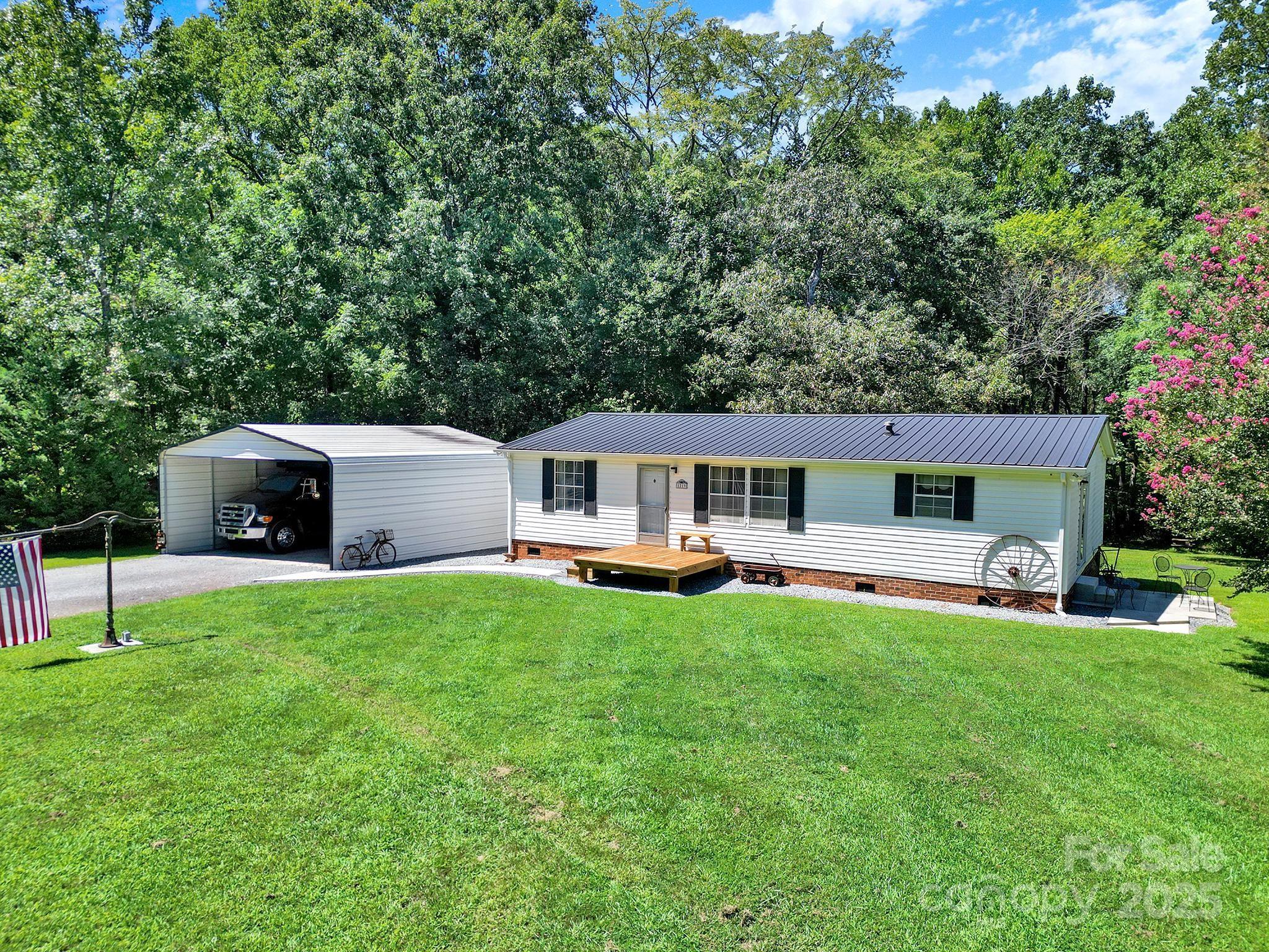 1219 Neely Smith Lane — Gastonia