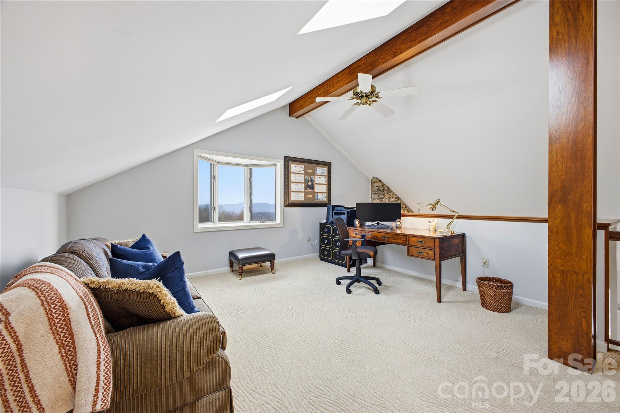 1403 Fleetwood Plaza — Hendersonville