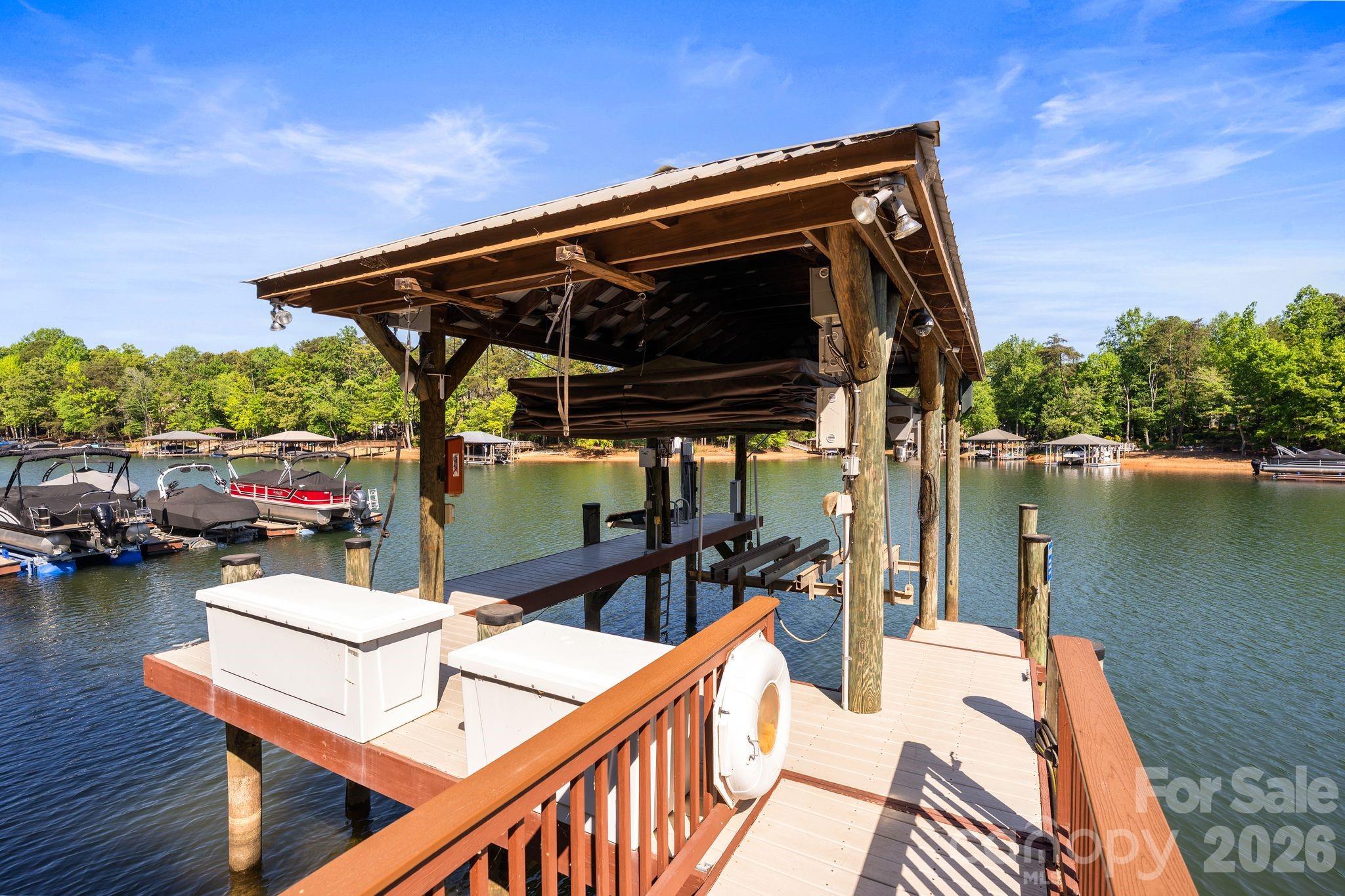 4685 Eagle Pointe Court — Denver