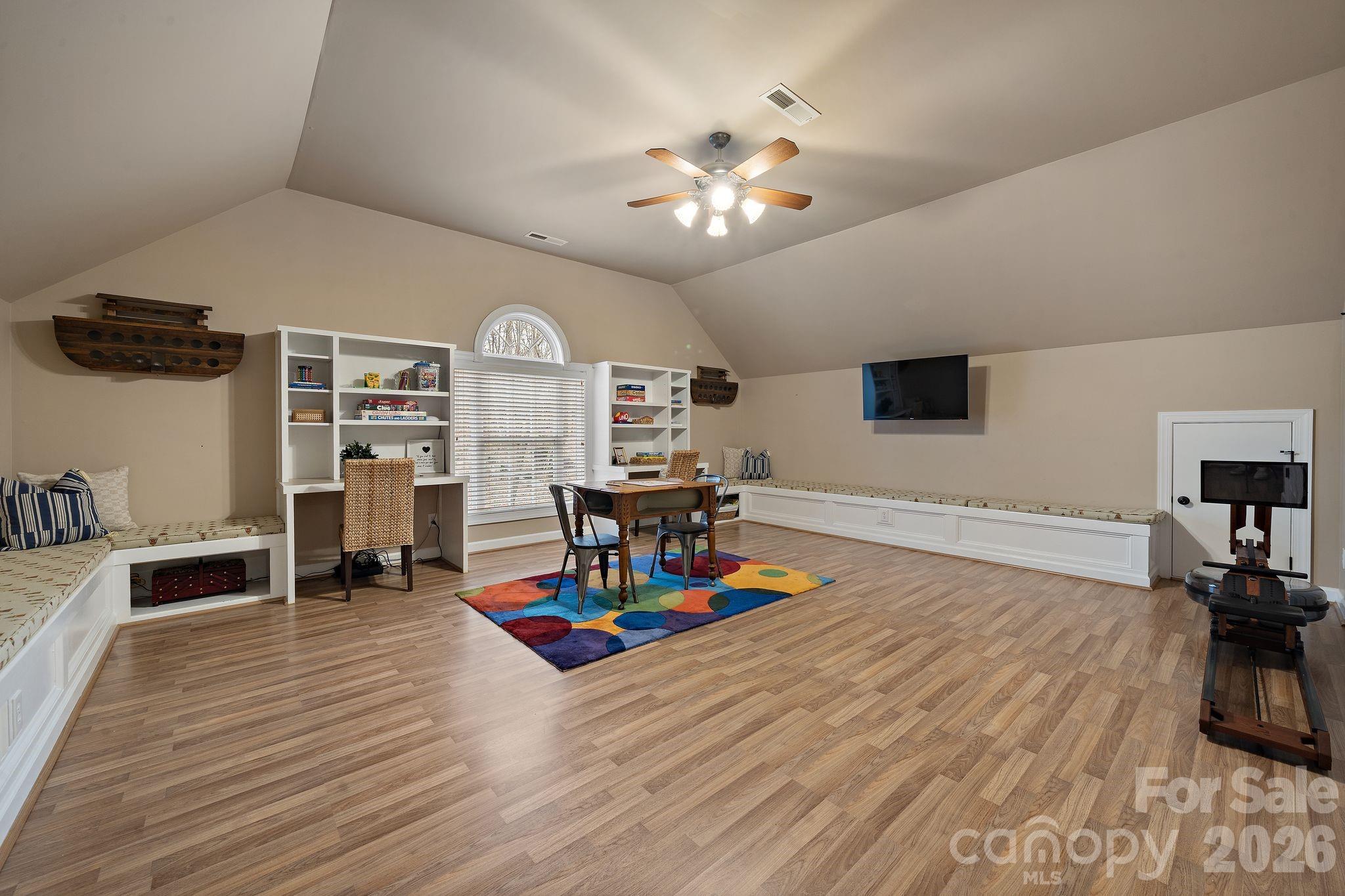 4685 Eagle Pointe Court — Denver
