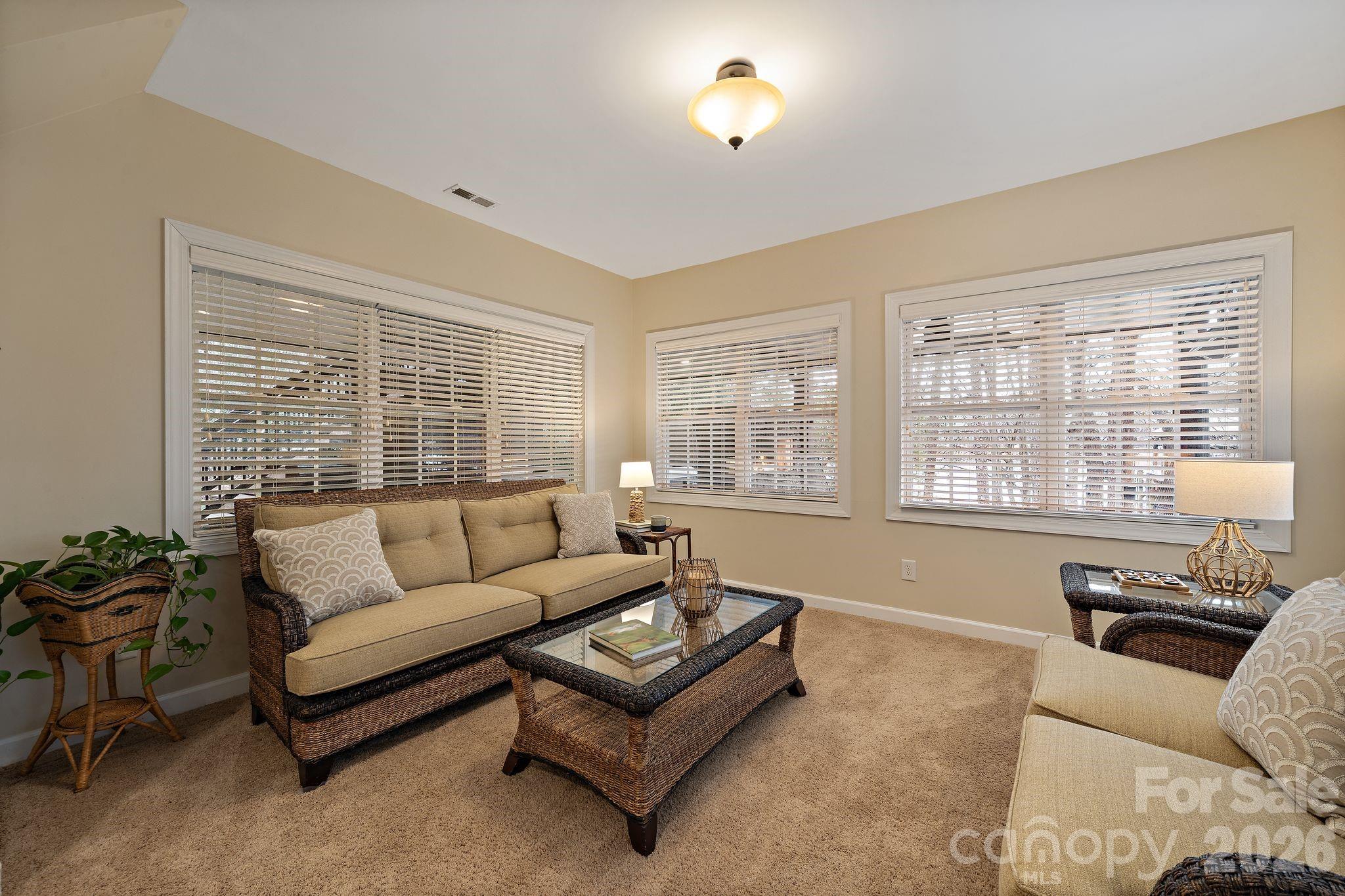4685 Eagle Pointe Court — Denver