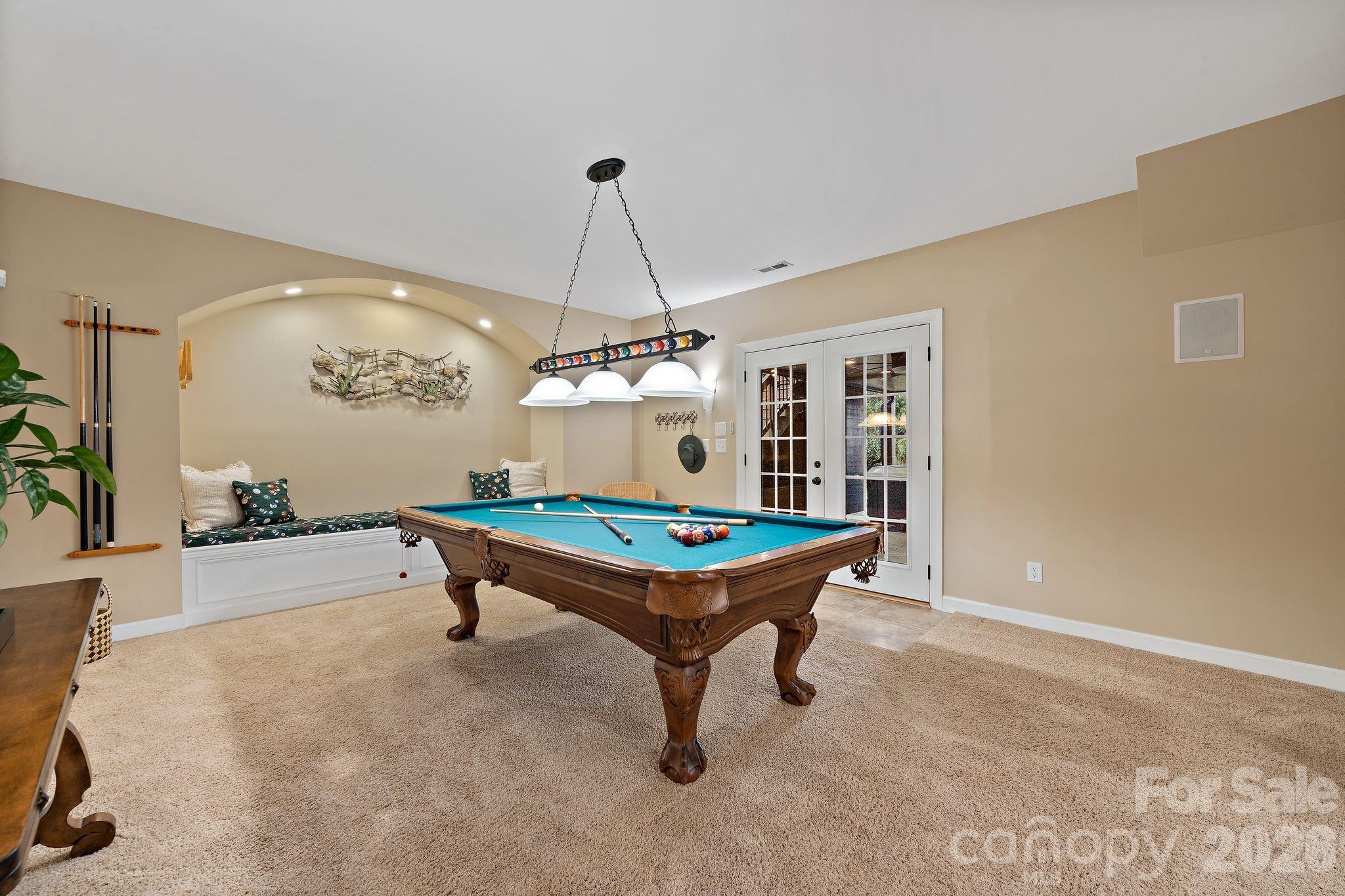 4685 Eagle Pointe Court — Denver