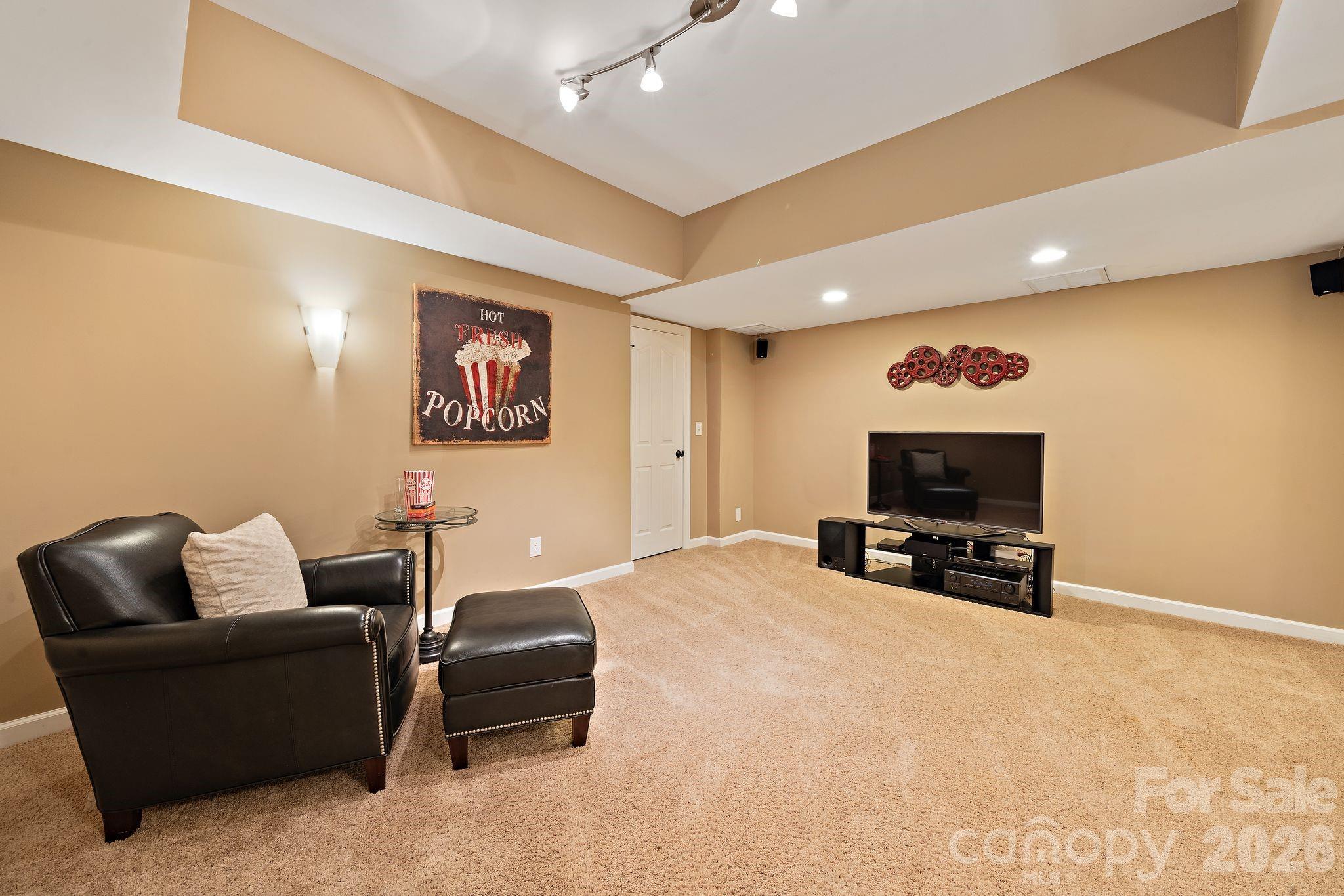 4685 Eagle Pointe Court — Denver