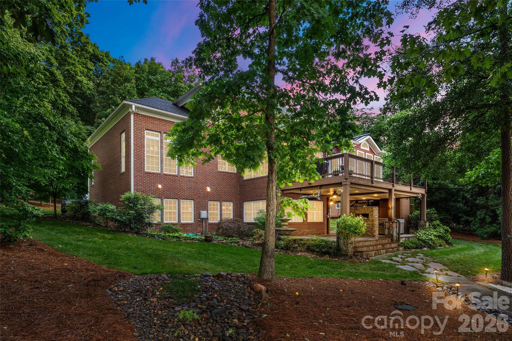 4685 Eagle Pointe Court — Denver