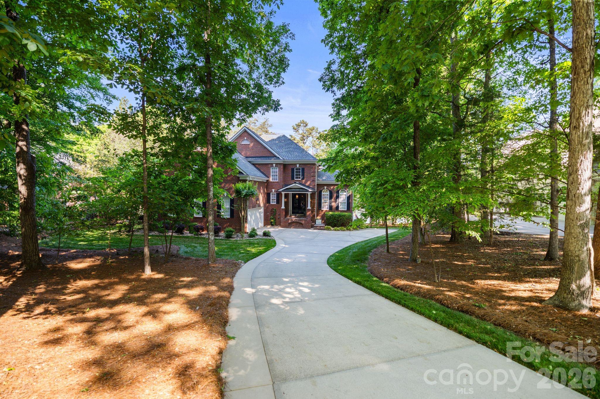 4685 Eagle Pointe Court — Denver