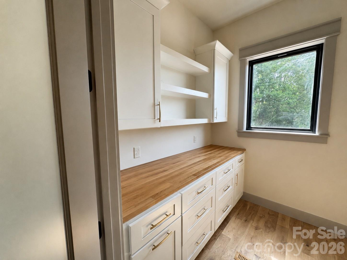 25 Emory Paige Road — Weaverville