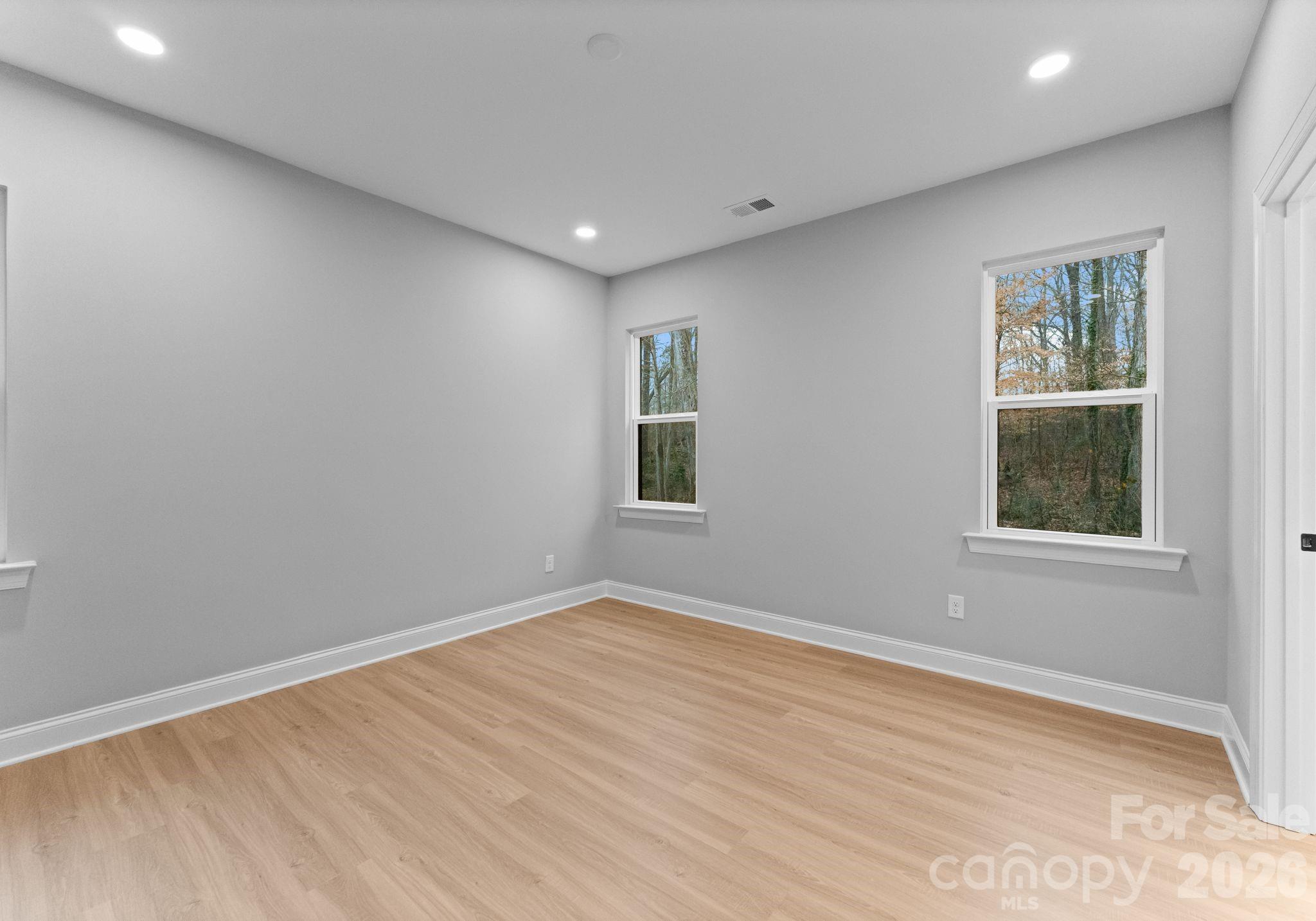 8823 Dogwood Drive — Charlotte