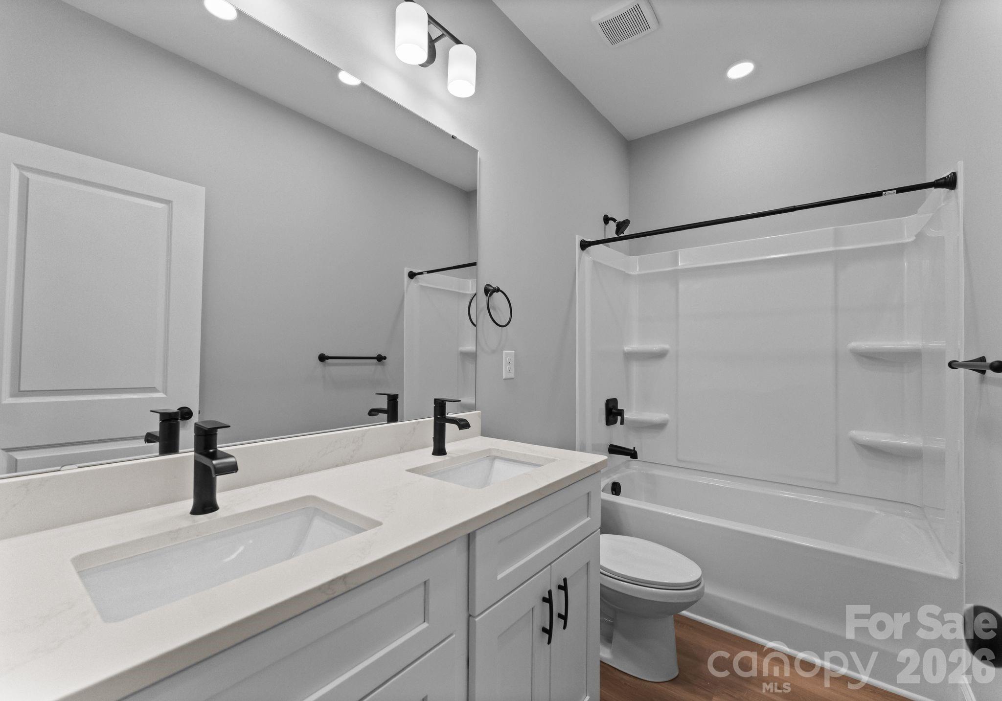 8823 Dogwood Drive — Charlotte