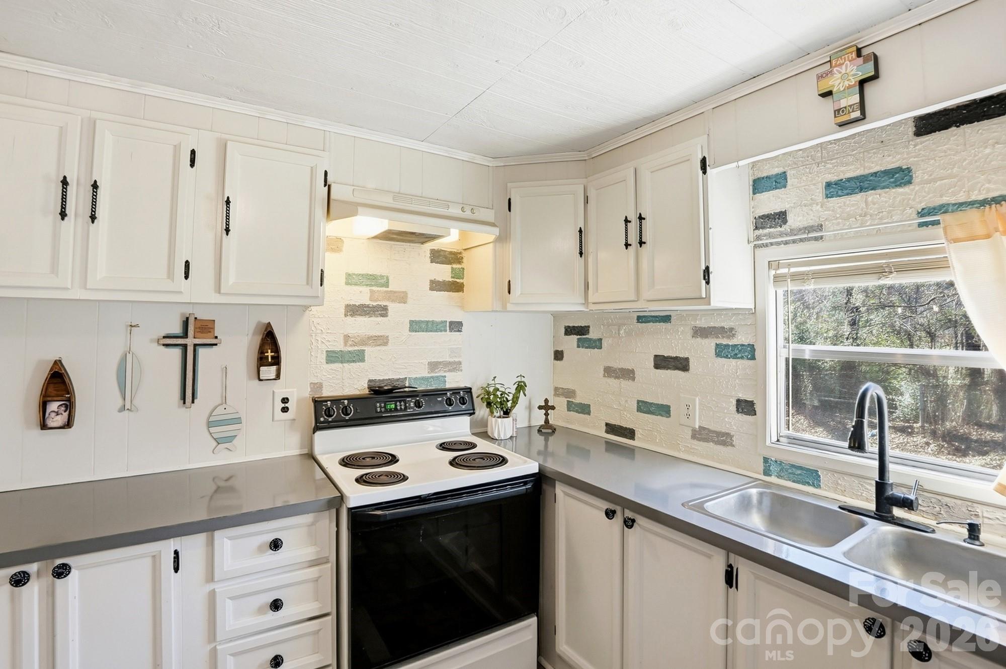343 Carr Road — Dallas