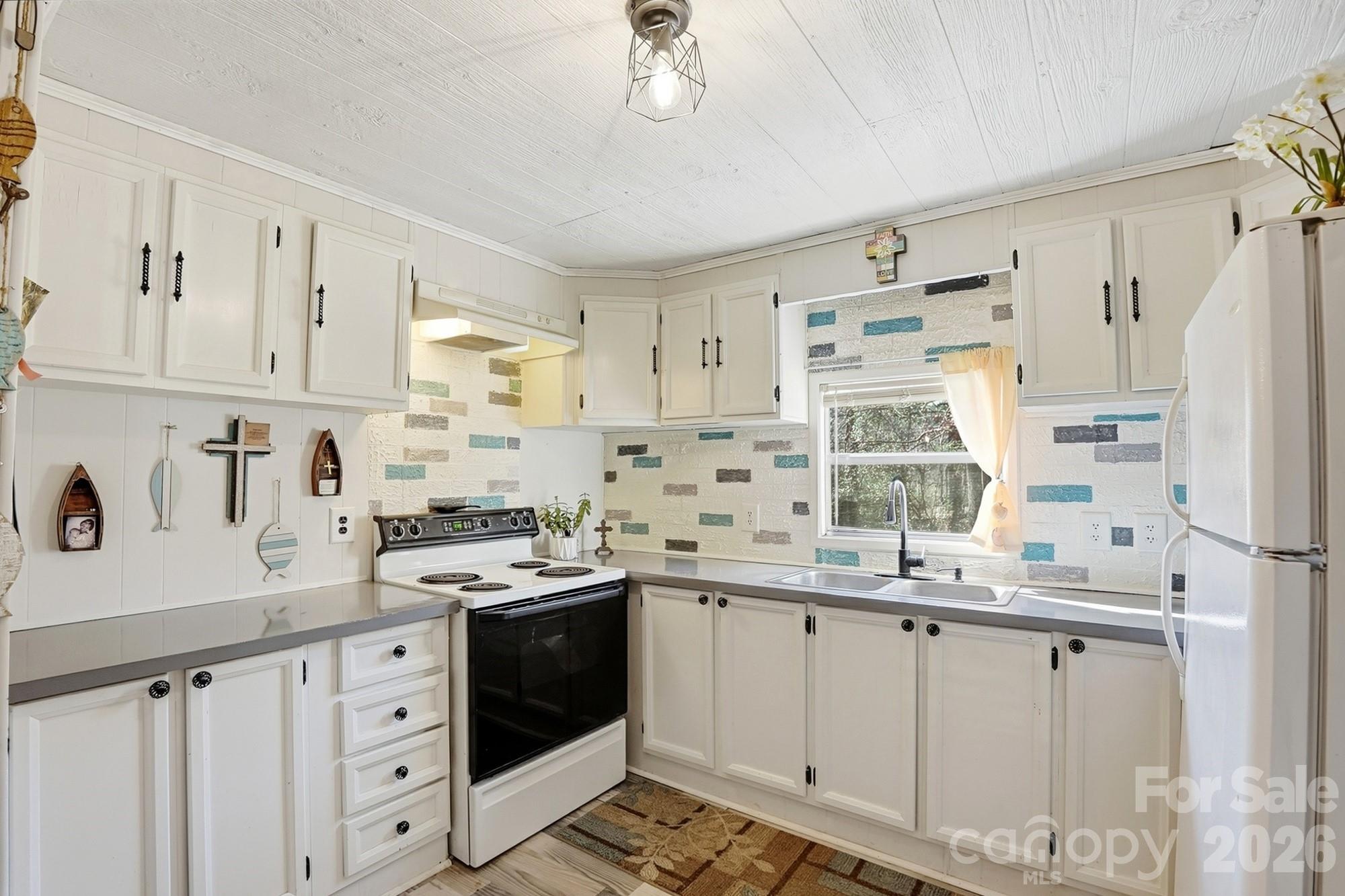 343 Carr Road — Dallas