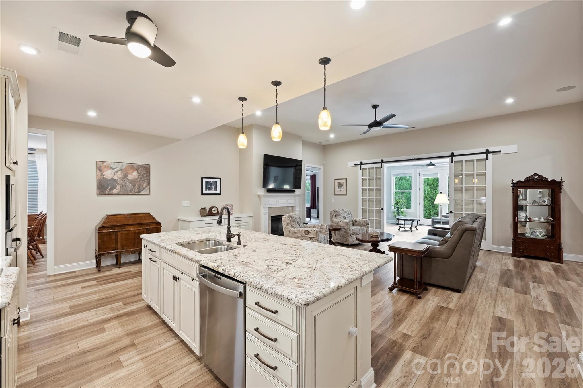 9610 Cresswind Boulevard — Charlotte