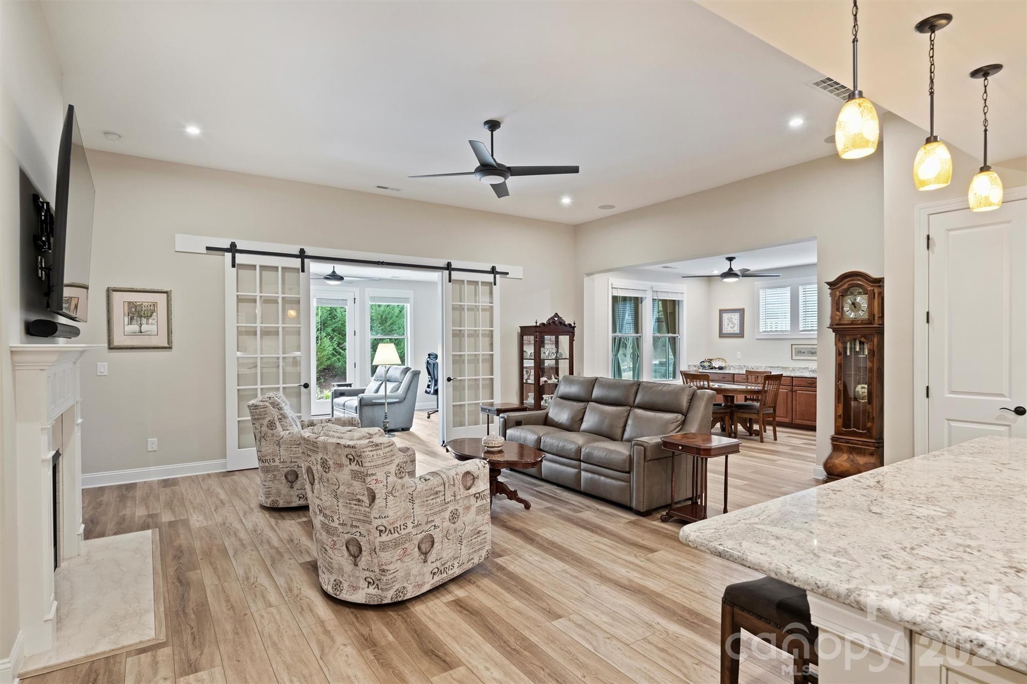 9610 Cresswind Boulevard — Charlotte
