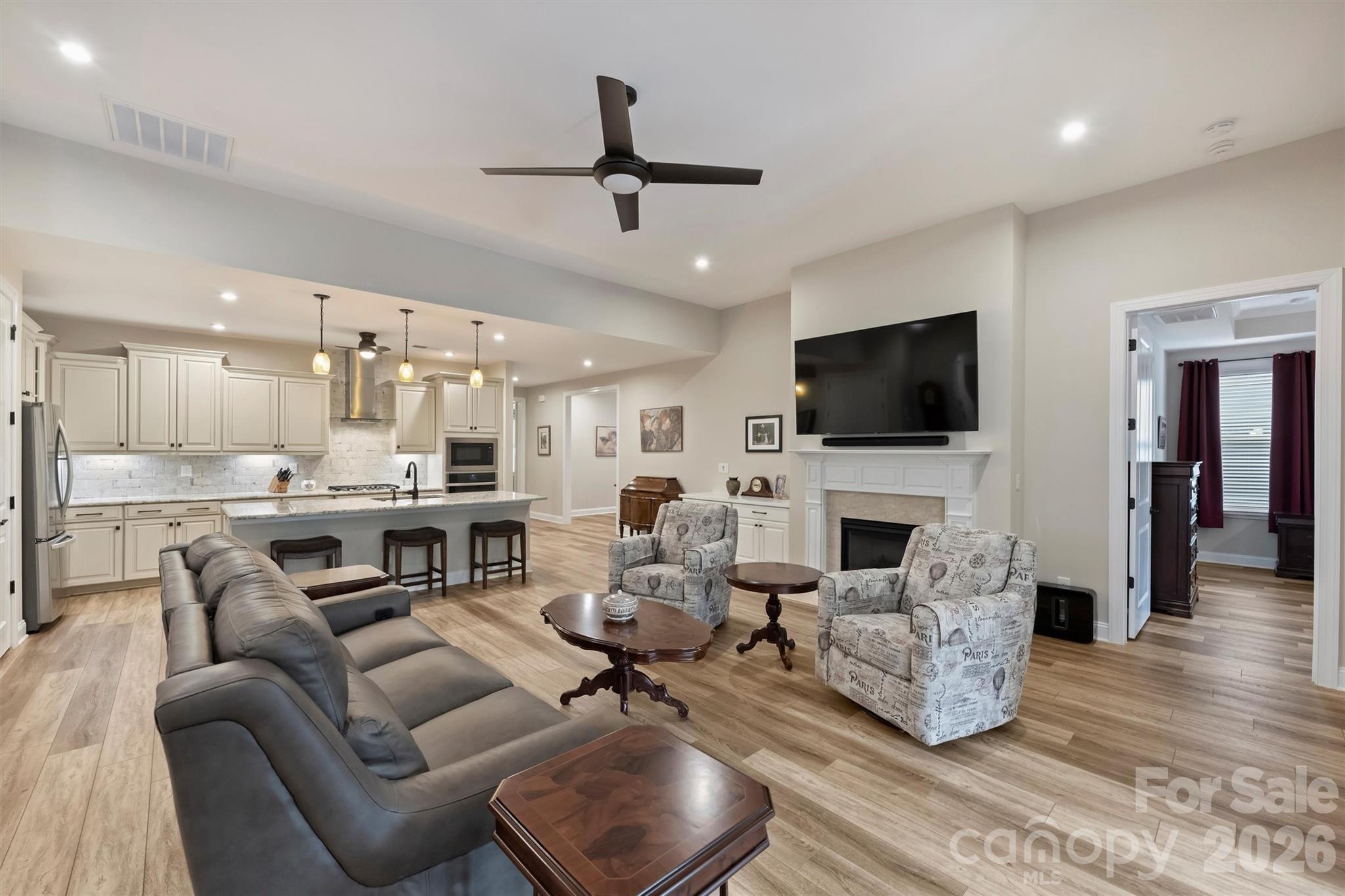 9610 Cresswind Boulevard — Charlotte