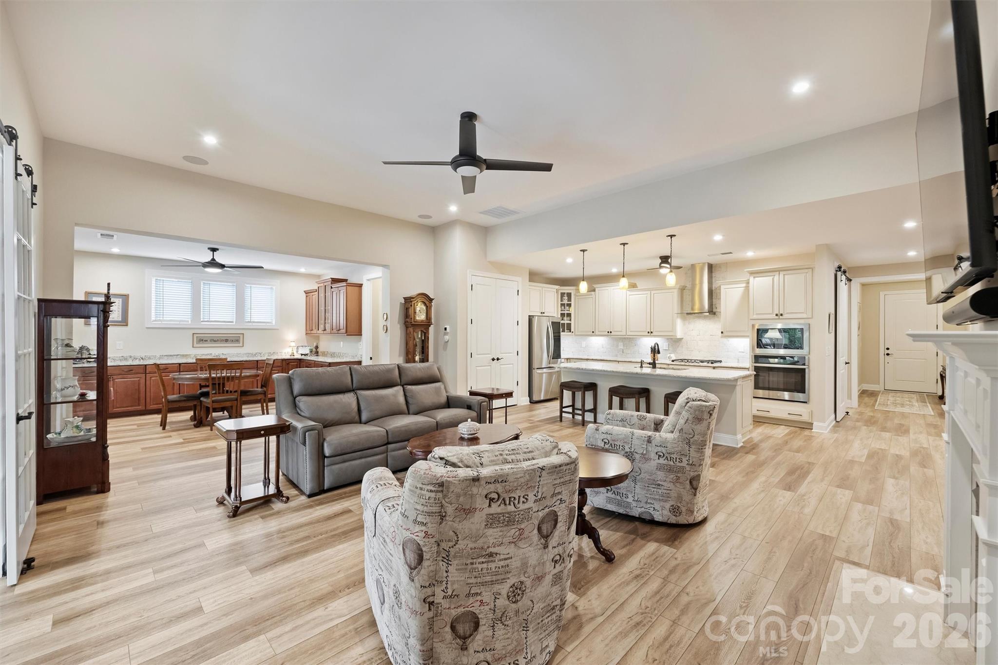 9610 Cresswind Boulevard — Charlotte