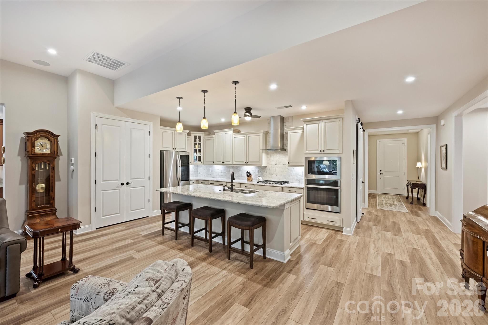 9610 Cresswind Boulevard — Charlotte