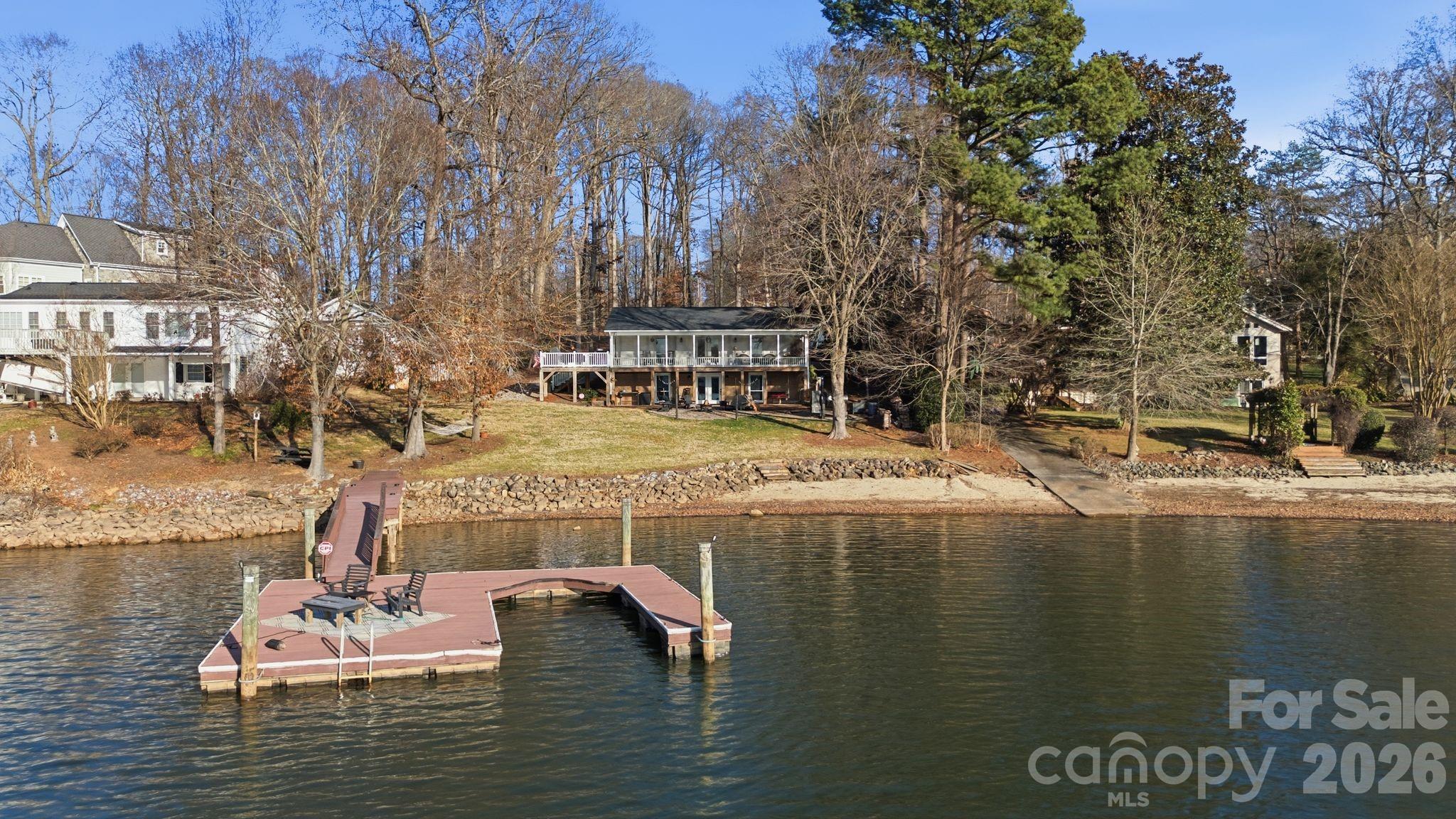 122 Lily Pad Loop — Troutman
