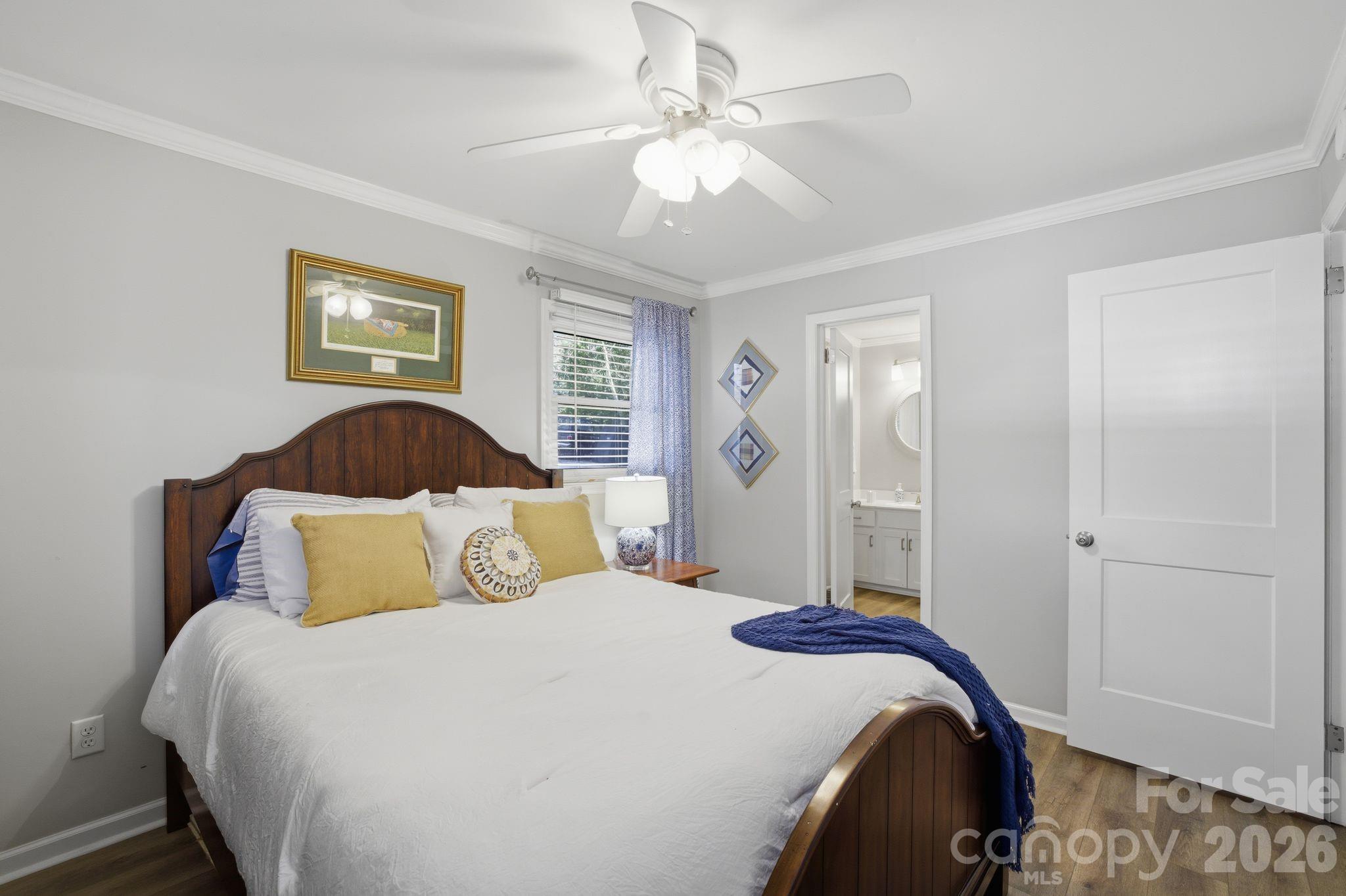 122 Lily Pad Loop — Troutman