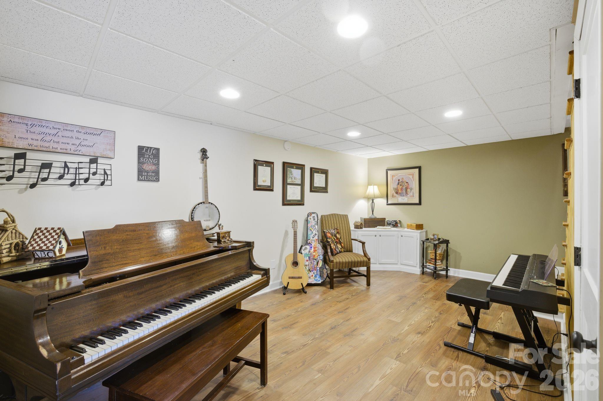 122 Lily Pad Loop — Troutman