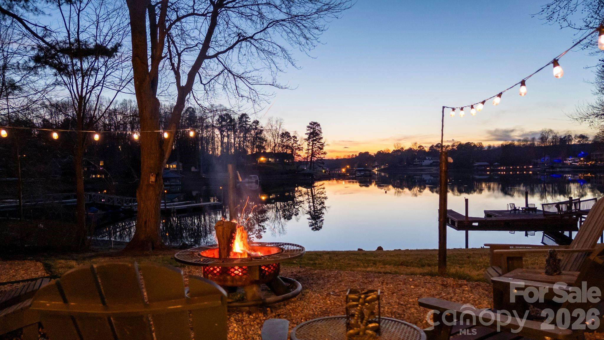 122 Lily Pad Loop — Troutman