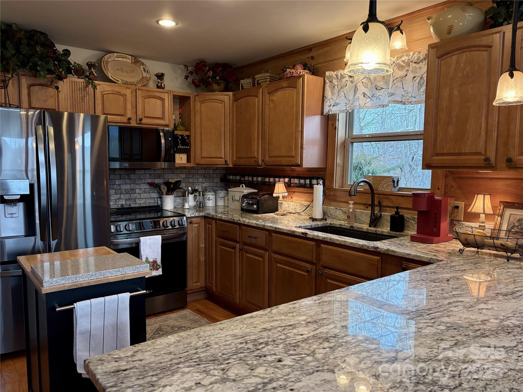 1284 River Breeze Drive #9 — Creston