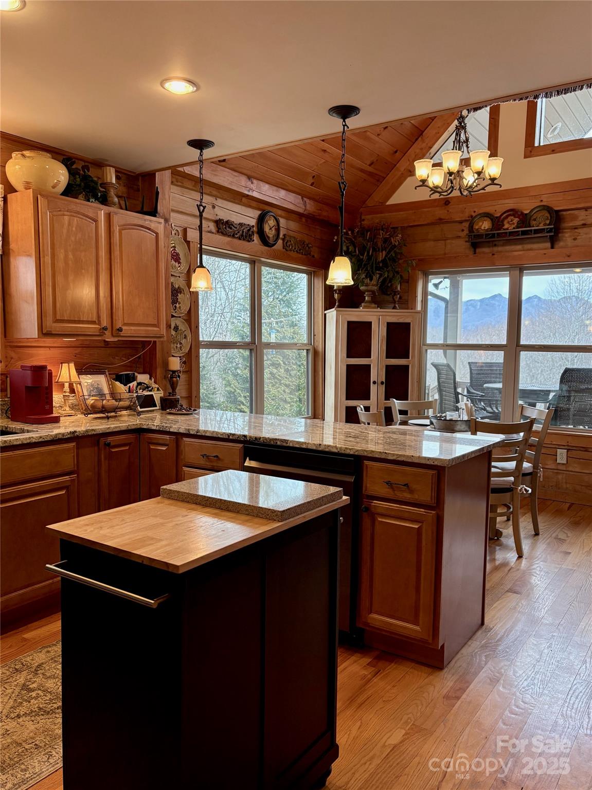 1284 River Breeze Drive #9 — Creston