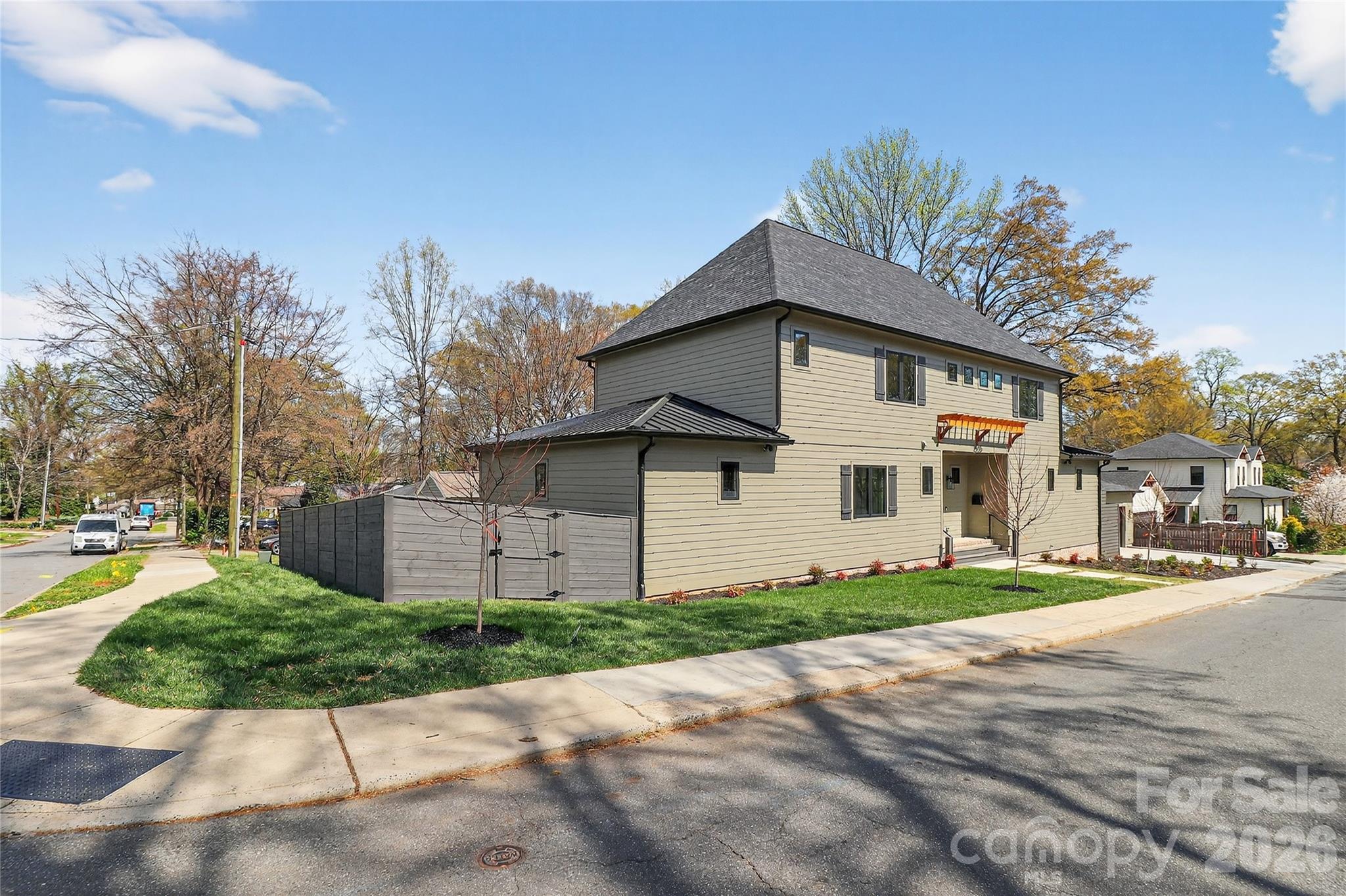 1505 Grace Street — Charlotte