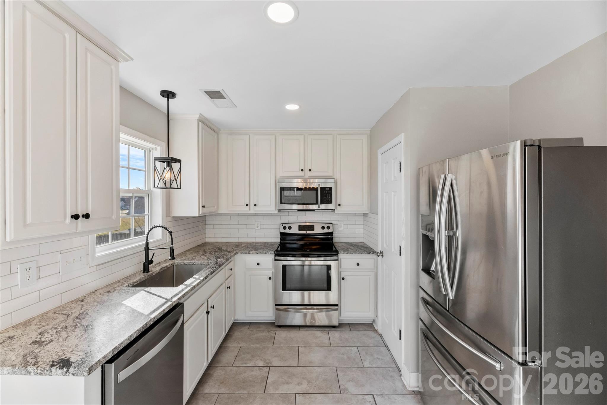 417 Oakleigh Lane — Oakboro