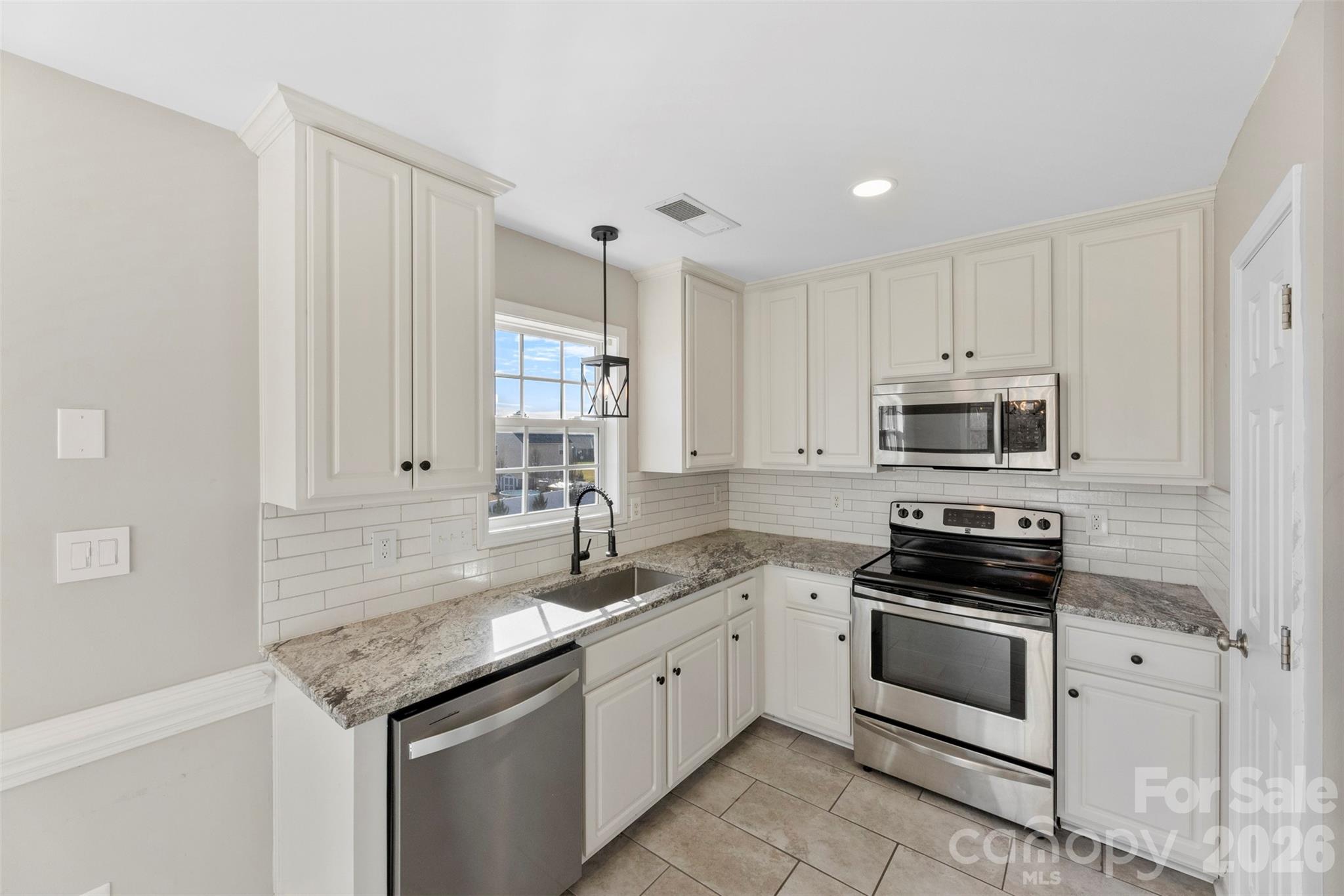 417 Oakleigh Lane — Oakboro