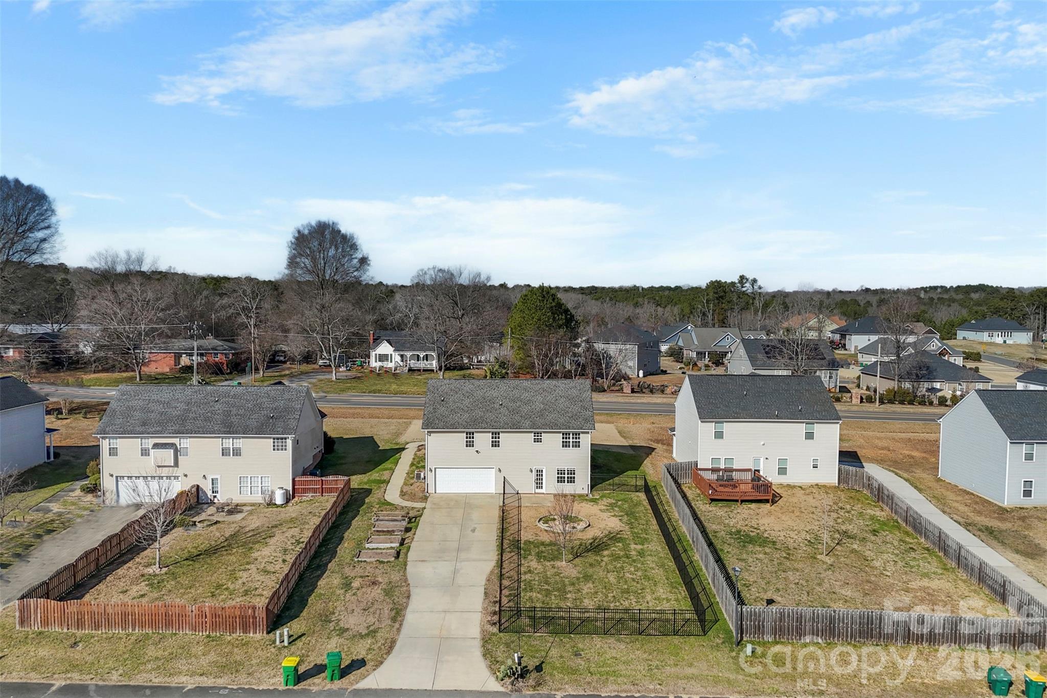 417 Oakleigh Lane — Oakboro