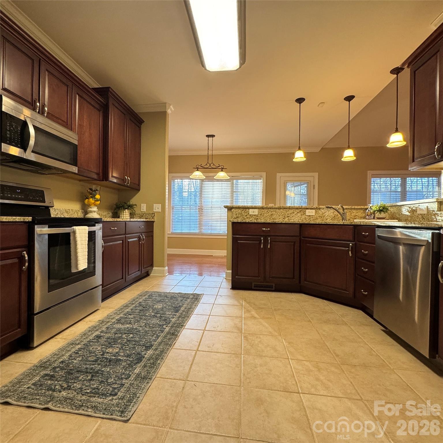 1266 Oak Grove Lane — Salisbury