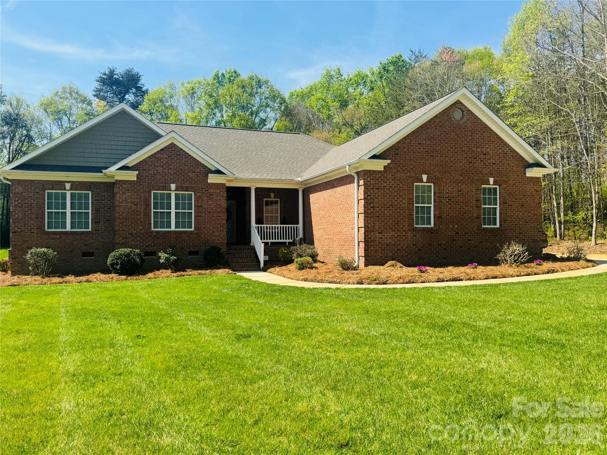 1266 Oak Grove Lane — Salisbury