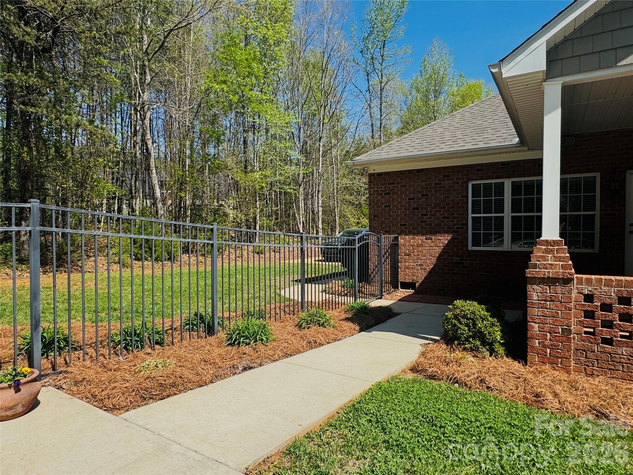 1266 Oak Grove Lane — Salisbury