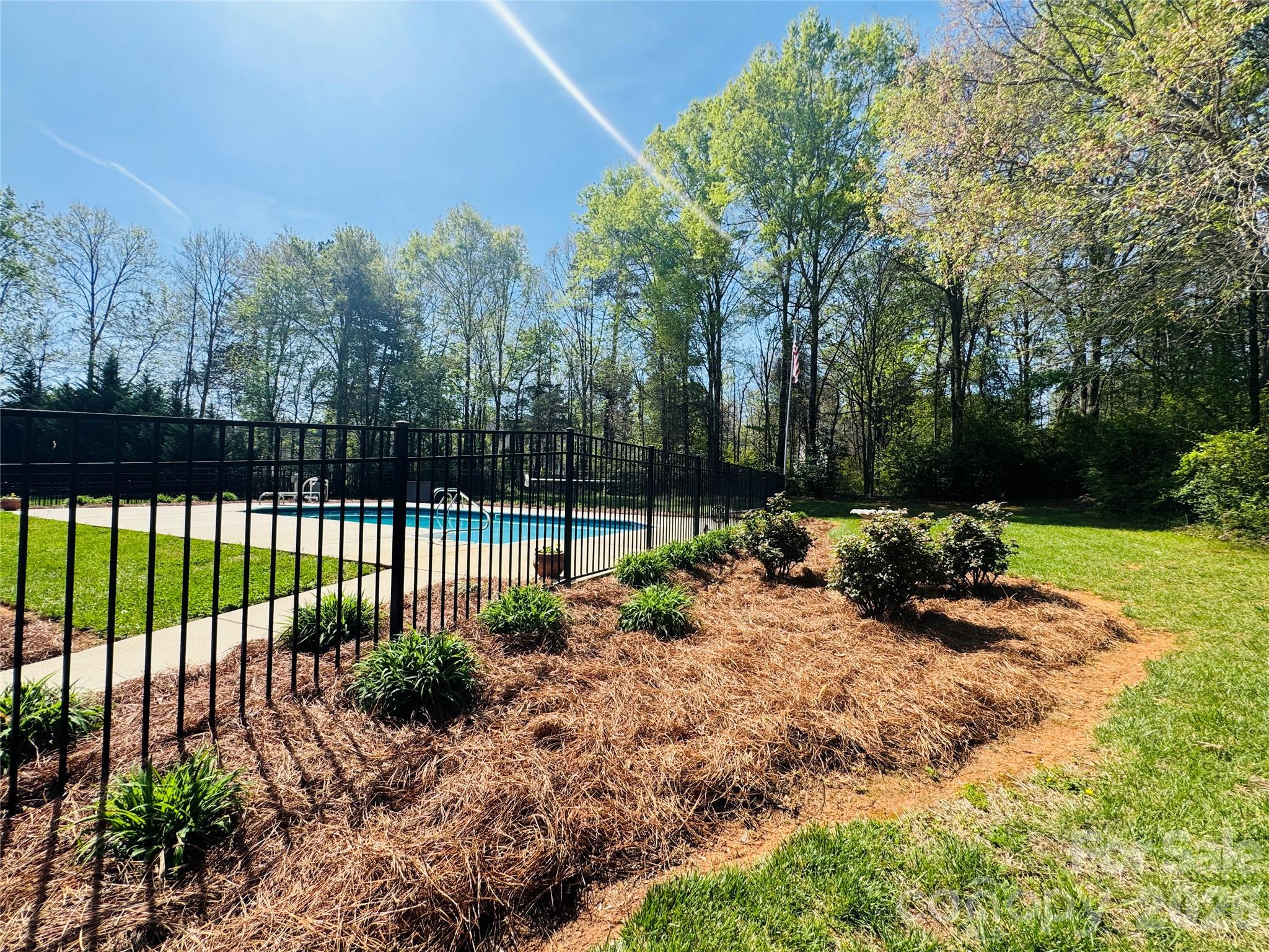 1266 Oak Grove Lane — Salisbury