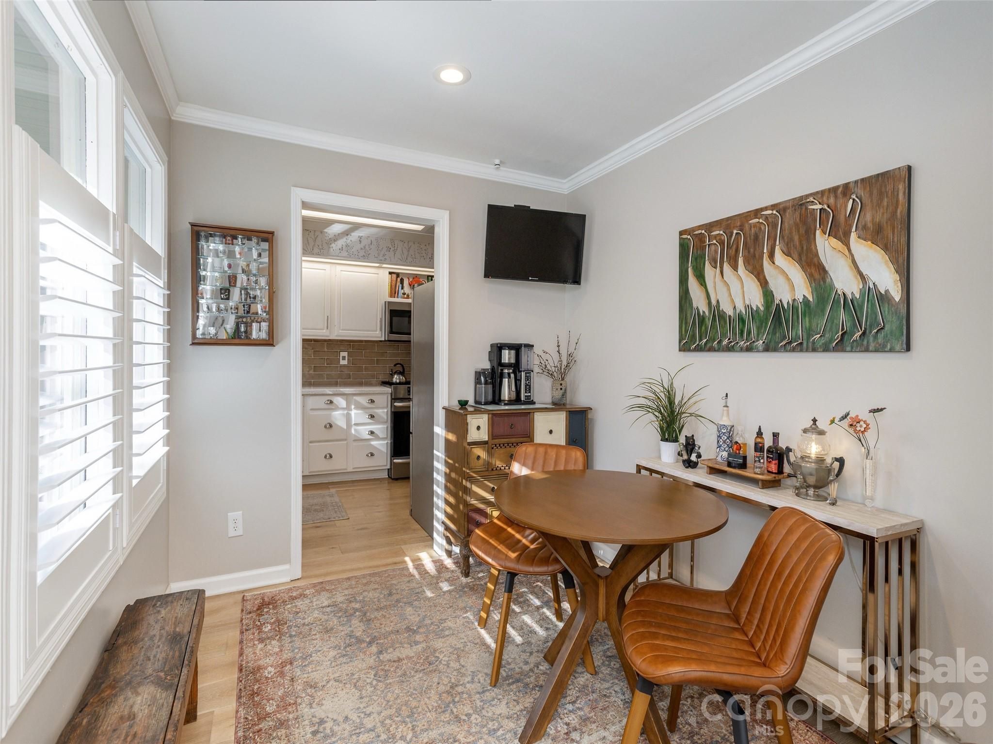 128 Camellia Way — Hendersonville