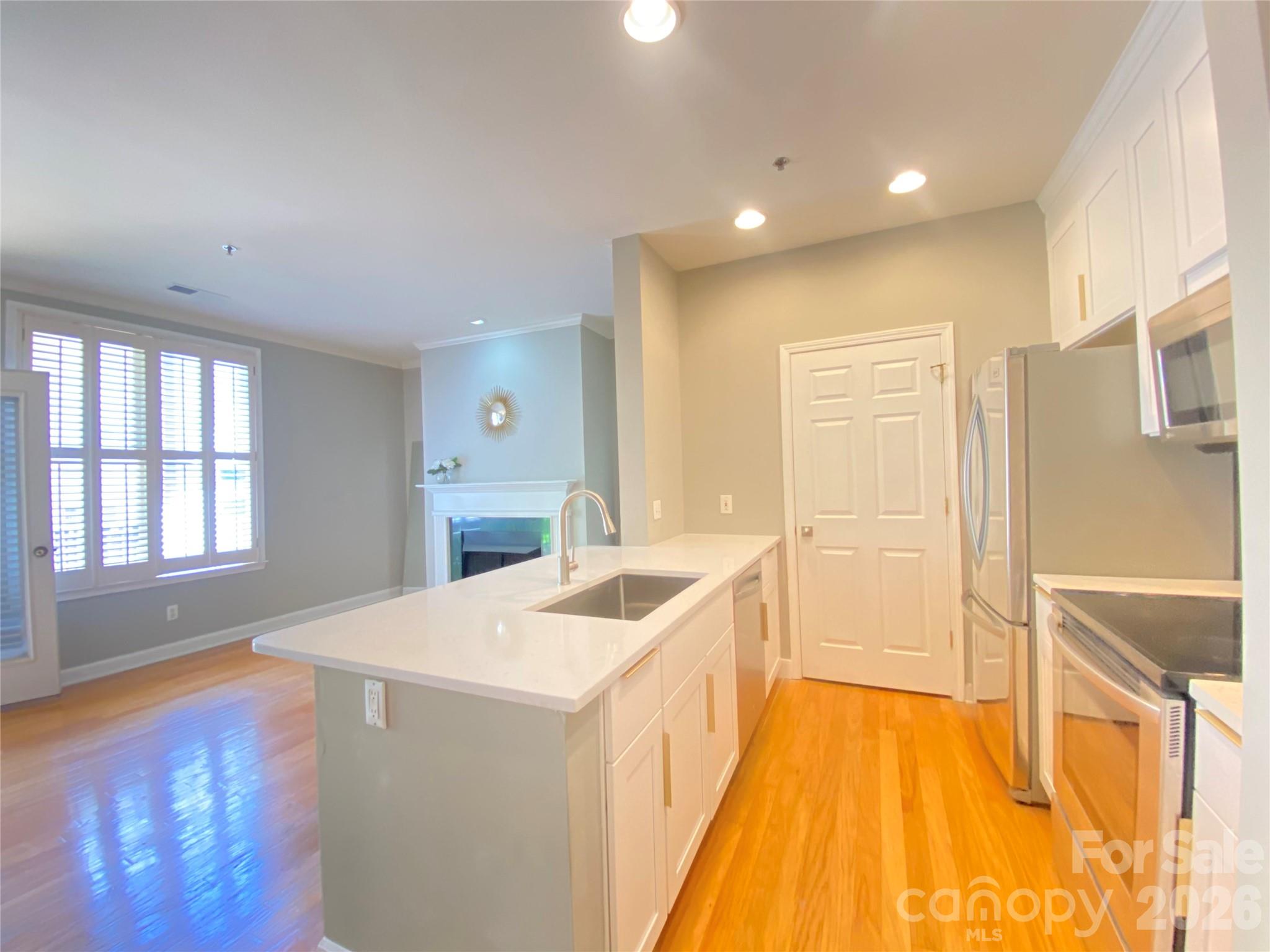 416 Queens Road #19 — Charlotte