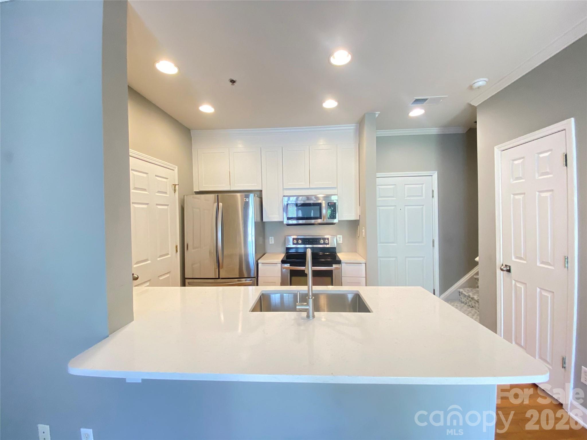 416 Queens Road #19 — Charlotte