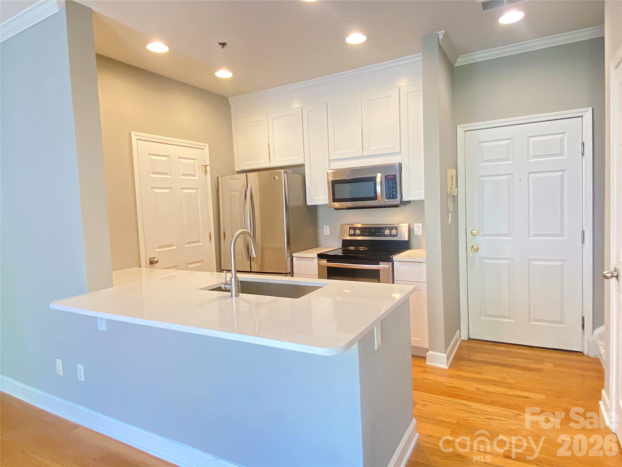 416 Queens Road #19 — Charlotte