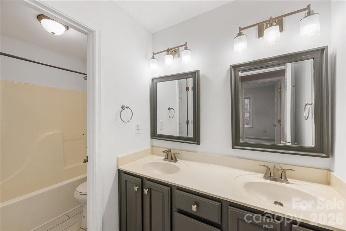 4523 Brent Wood Drive — Belmont